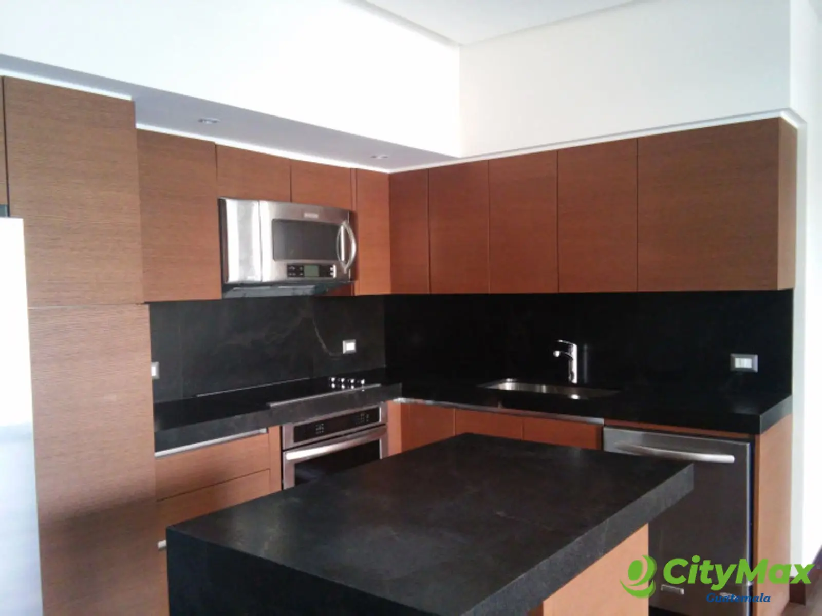 Apartamento en Venta en Tiffany Zona 14 Guatemala - foto 3