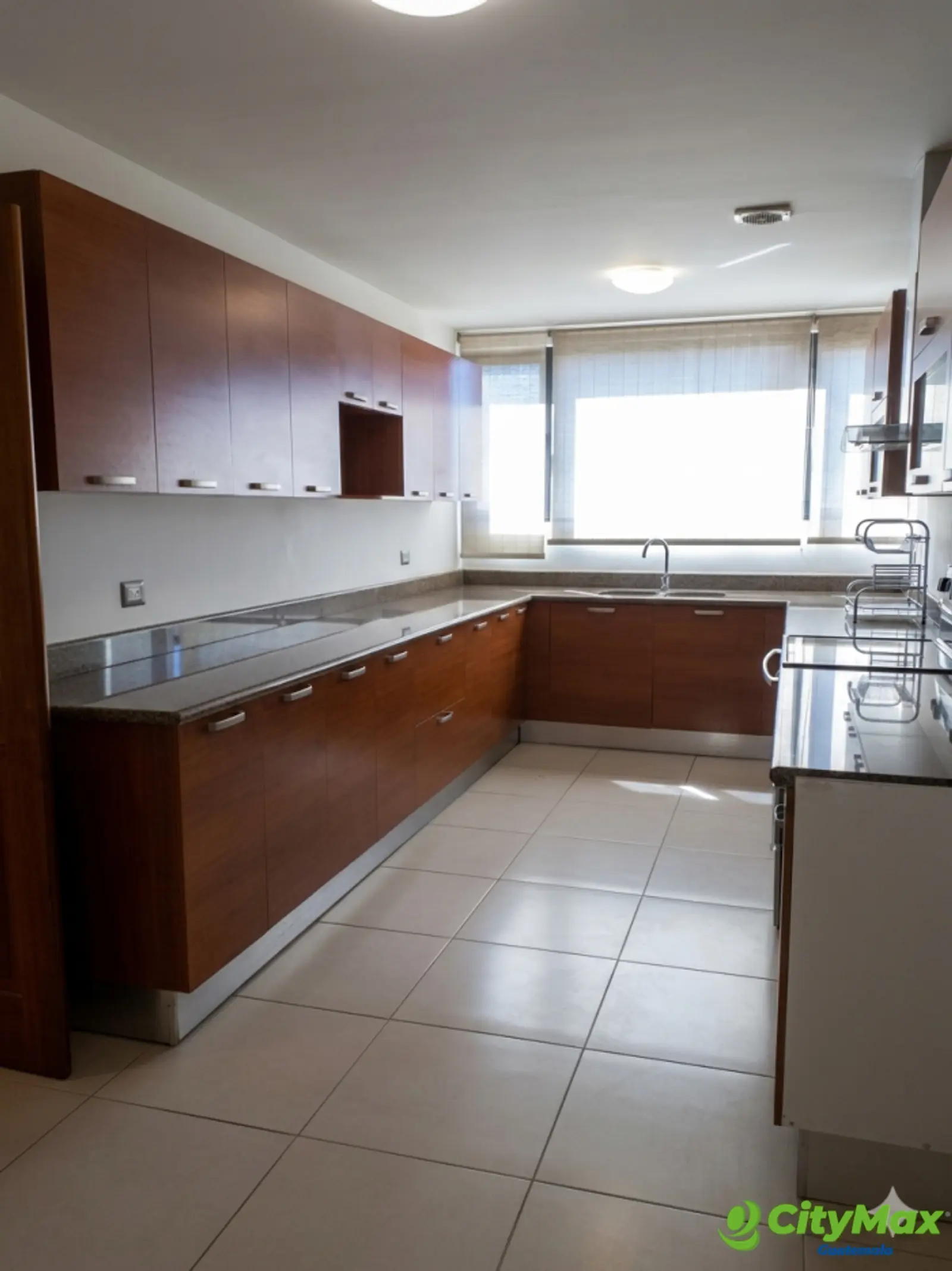 Hermoso apartamento en renta ZONA 14 - foto 5