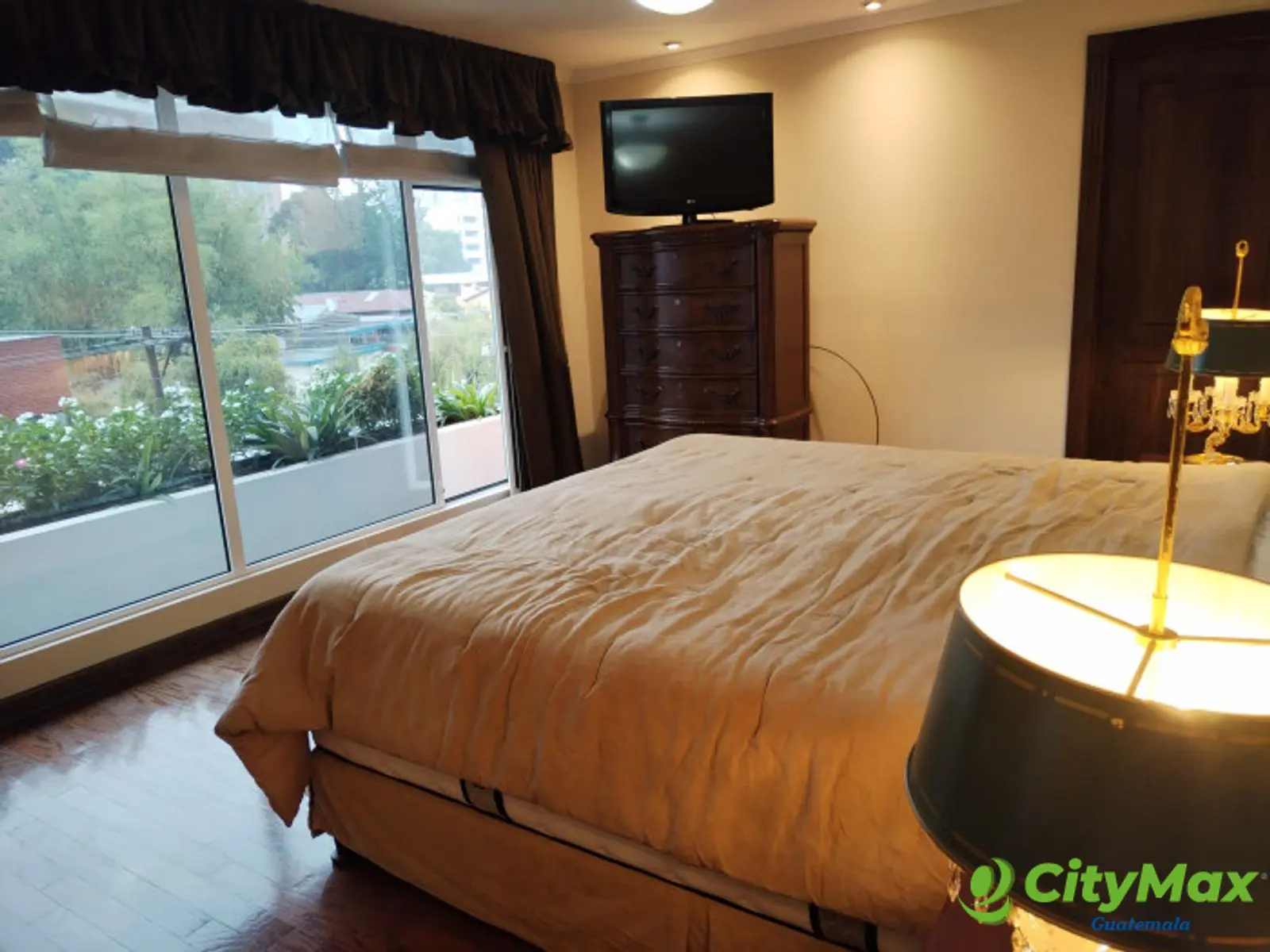 Apartamento en venta zona 10 con 3 habitaciones  - foto 29