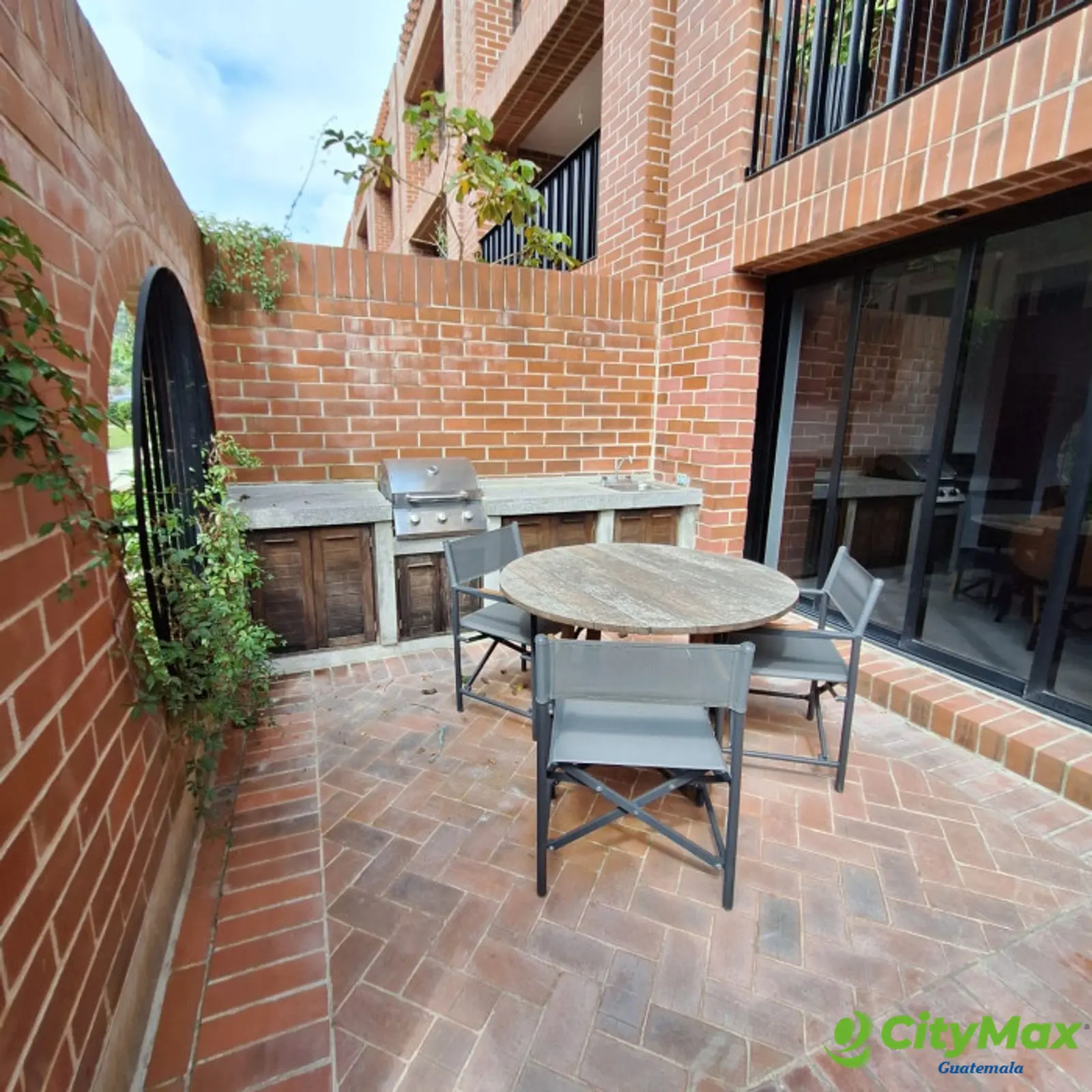 En Venta Casa en IRIDIA HOMES zona 13 - foto 16