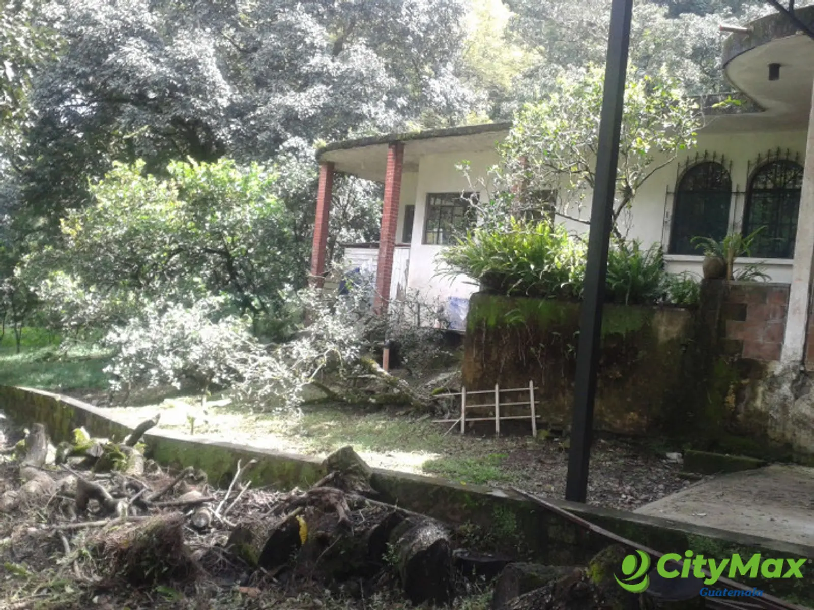 En venta terreno en zona 15 Colonia Trinidad - foto 10