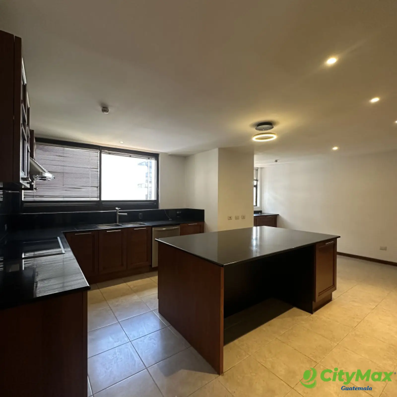 Apartamento en venta Tiffany Zona 10 - foto 6