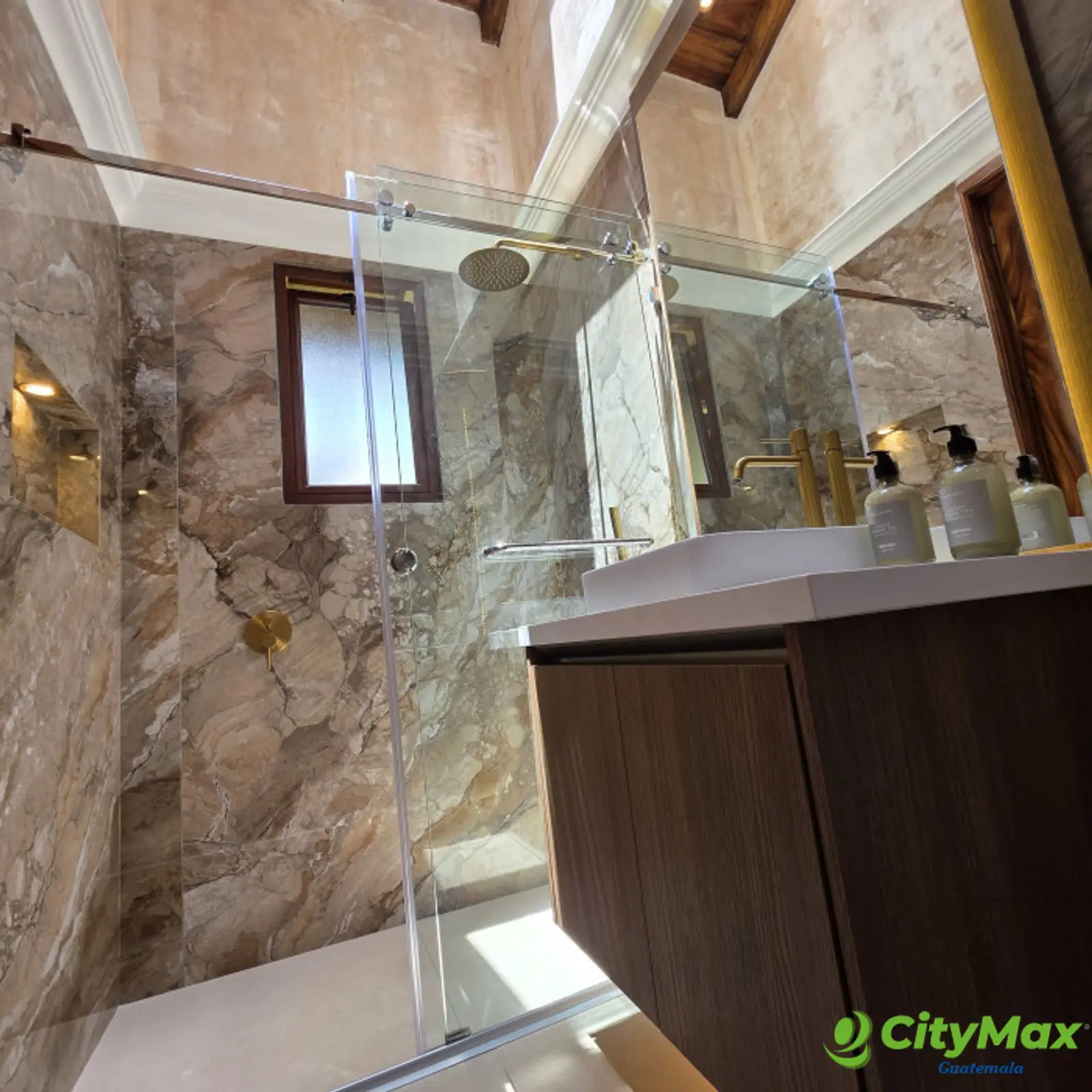 Lujosa Casa en Venta en La Antigua Guatemala - foto 14