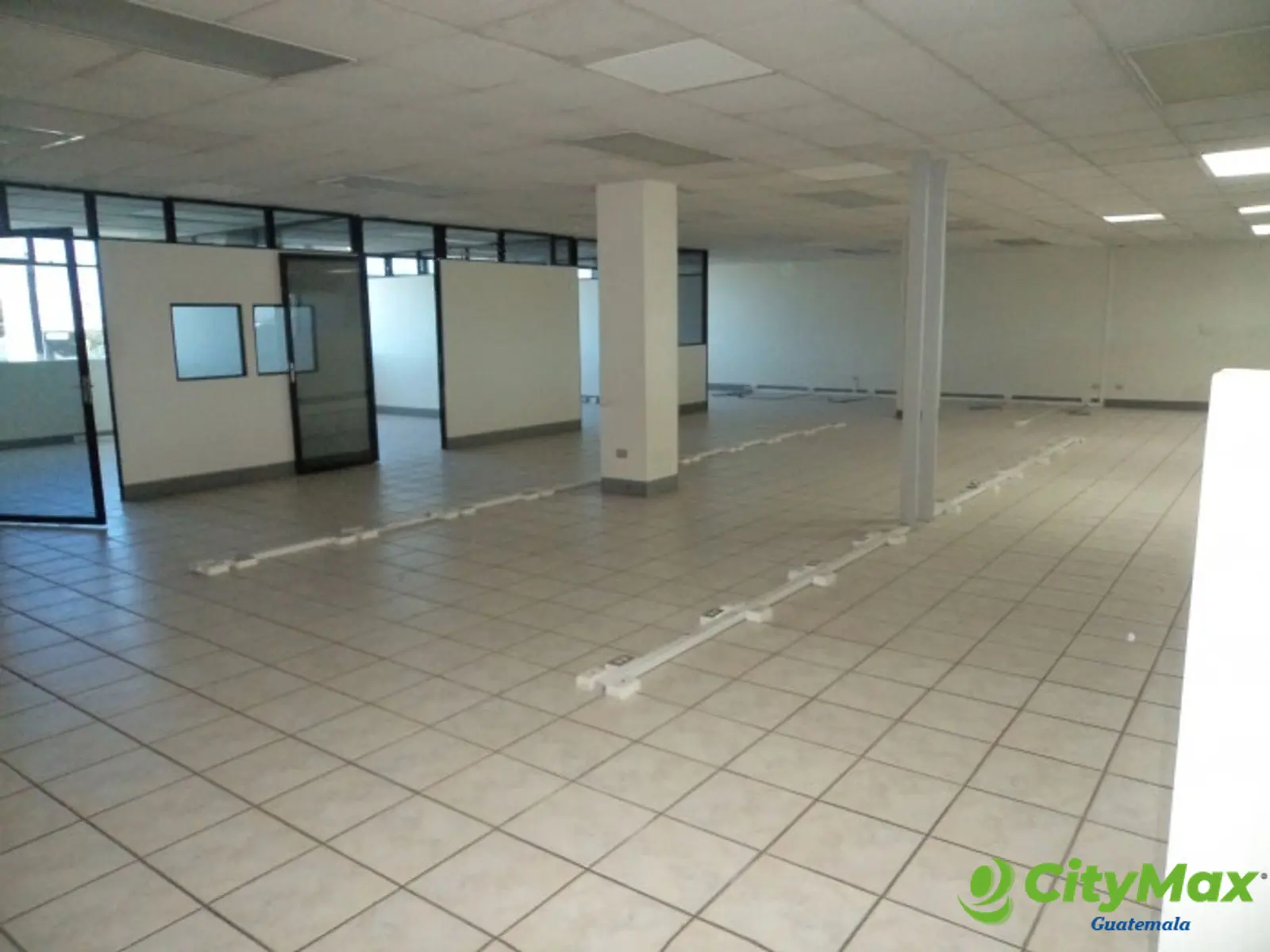 Edificio en alquiler Boulevard Los Próceres Z10! - foto 8