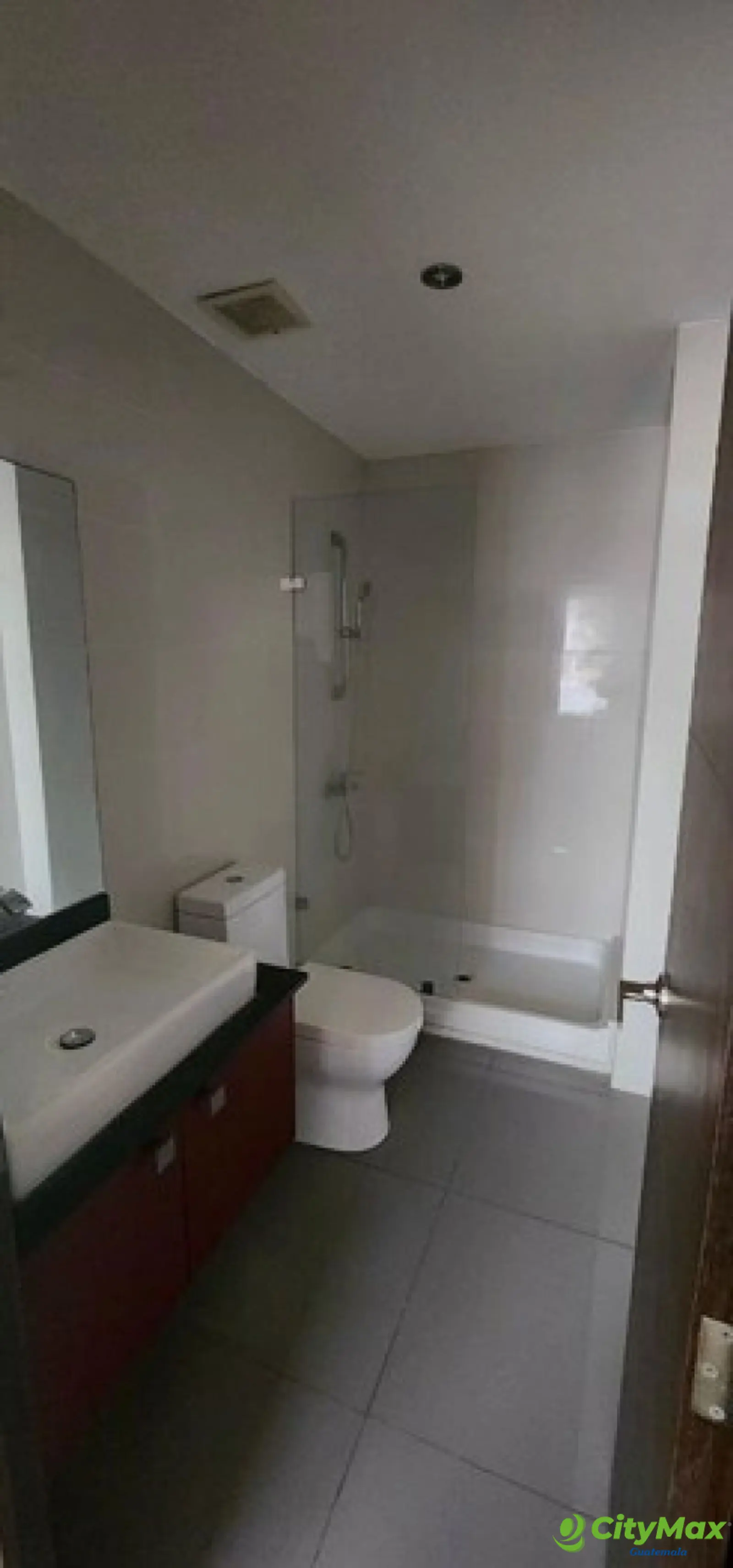 En renta Apartamento en Zona 15 Amueblado - foto 8