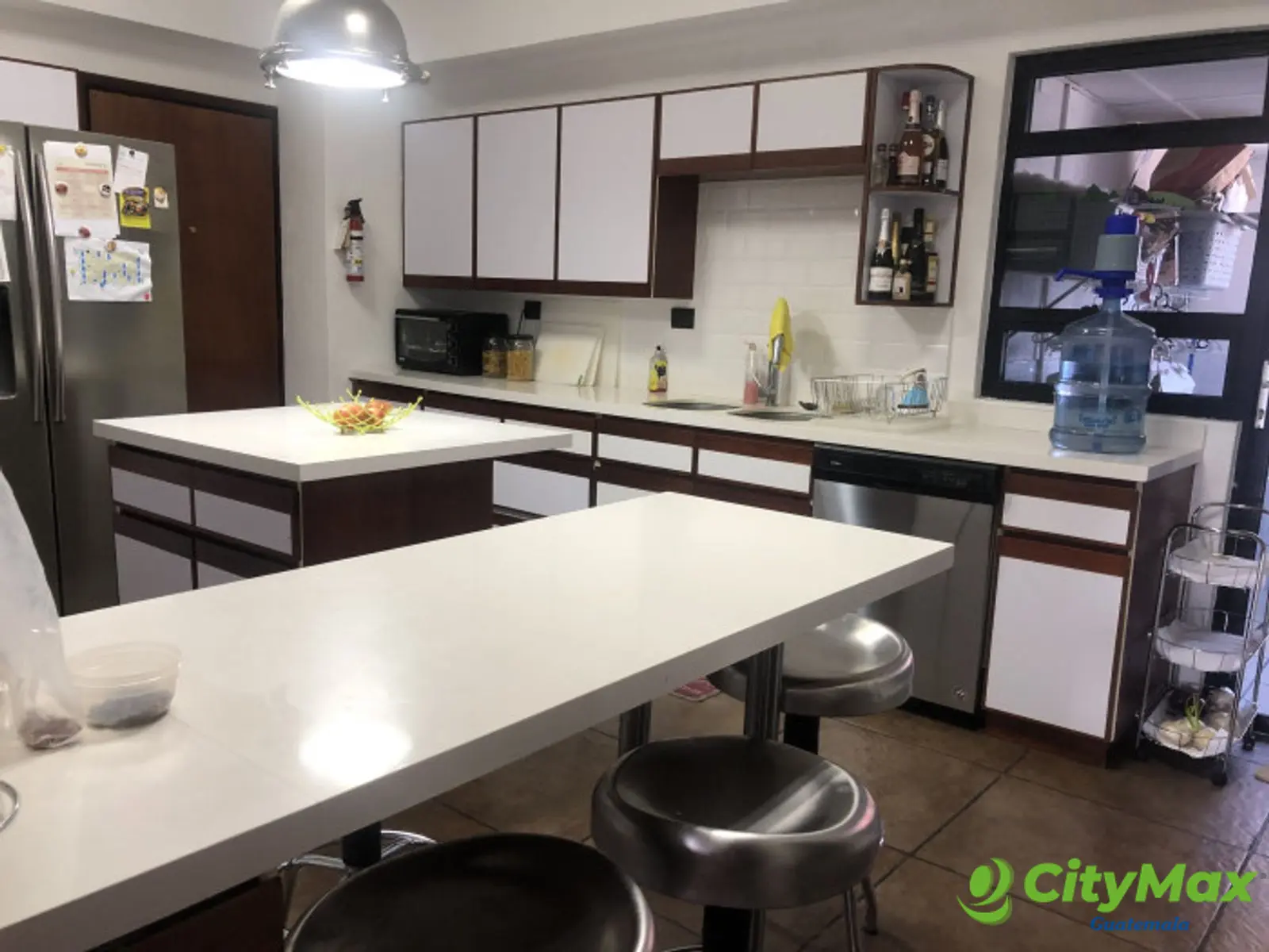 Apartamento amueblado en alquiler zona 14 - foto 2