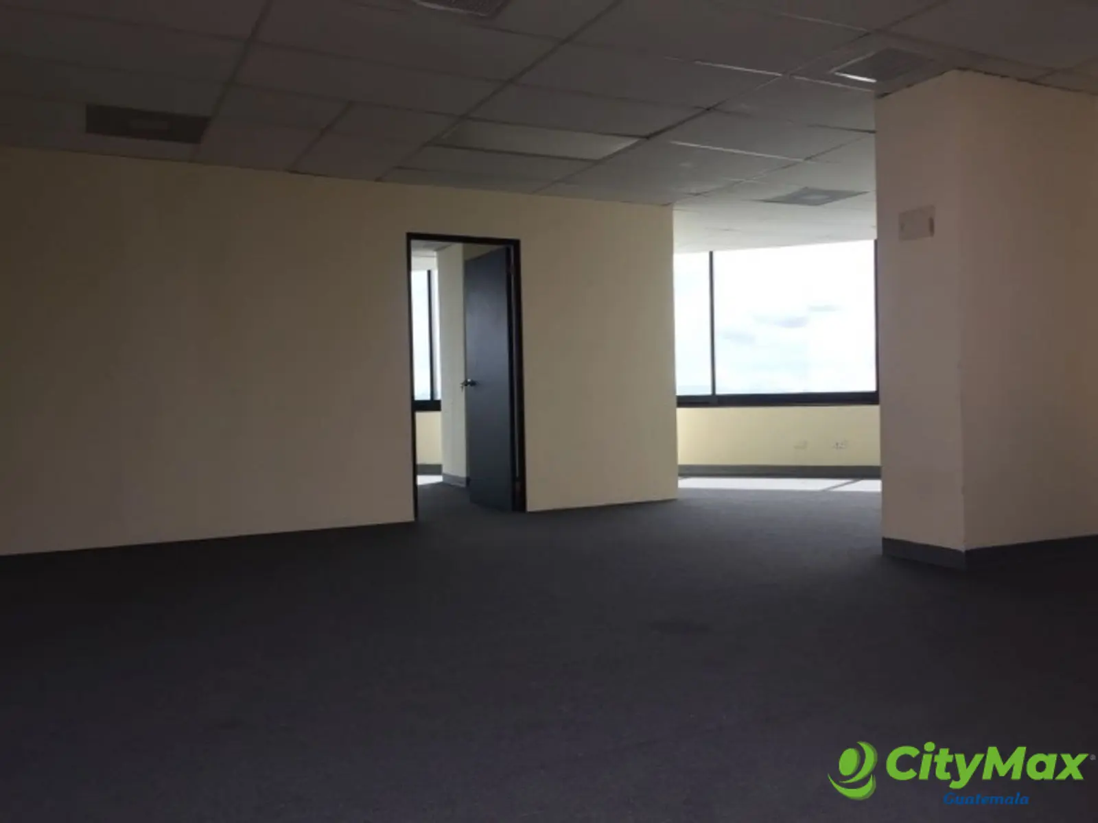 Oficina en Penthouse en Renta Zona 10 - foto 14