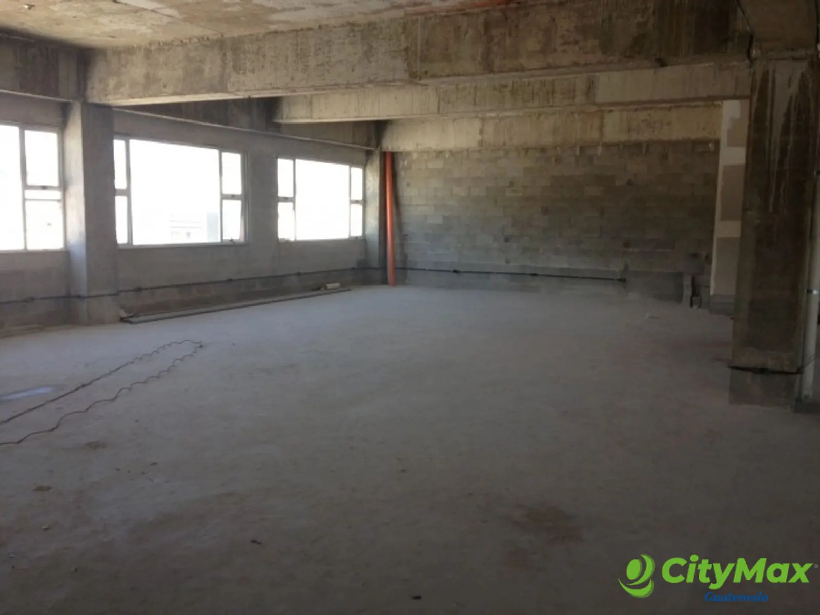 Alquilo Local con 500.00m2 en Zona 12 Petapa - foto 3