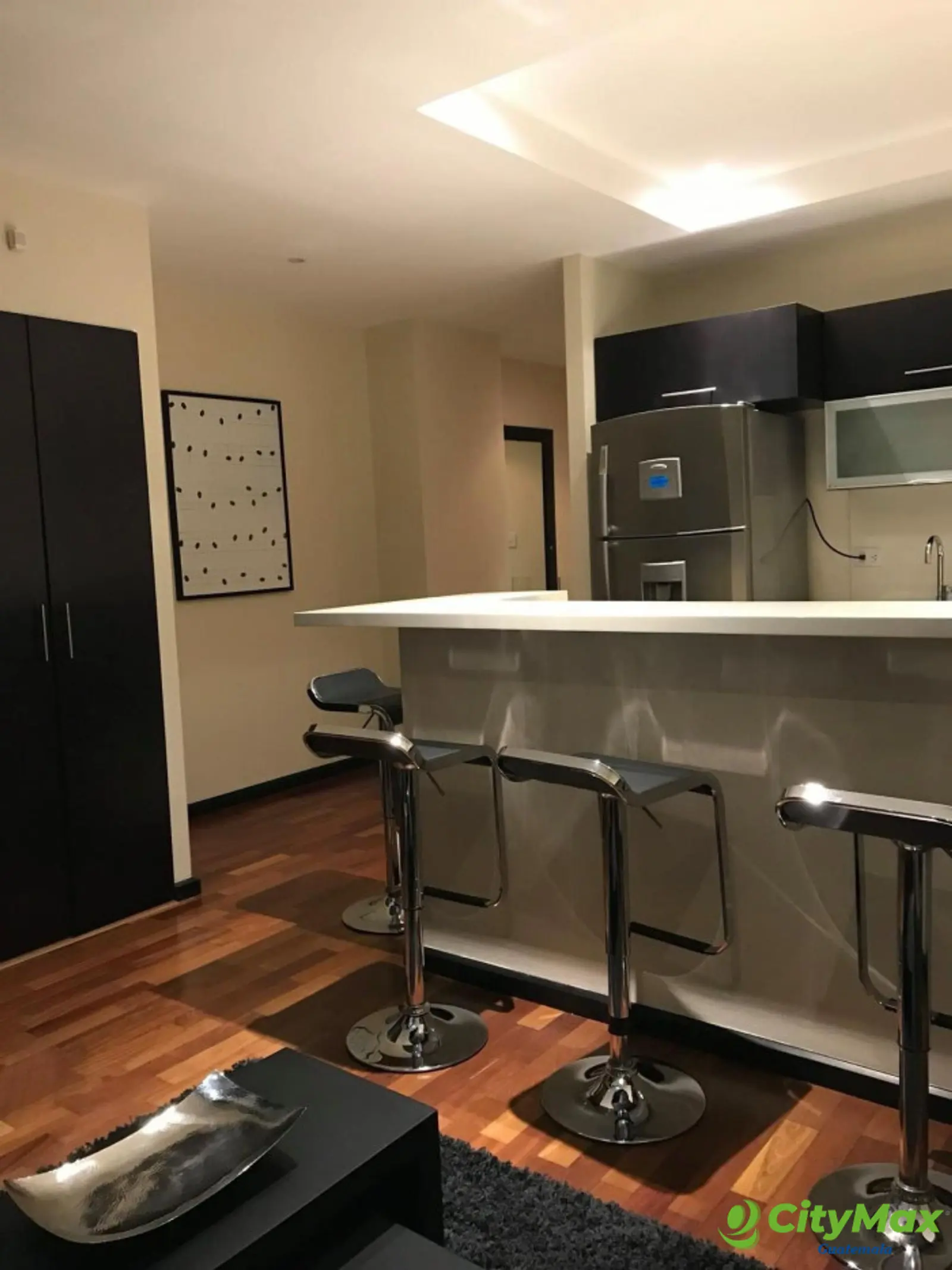 VENDO Apartamento tipo Loft amueblado cercano Zona 15 - foto 14