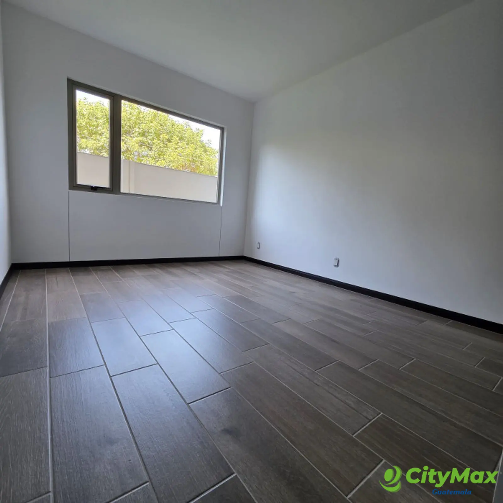 Apartamento con jardin en Venta Zona 14 La Villa - foto 18
