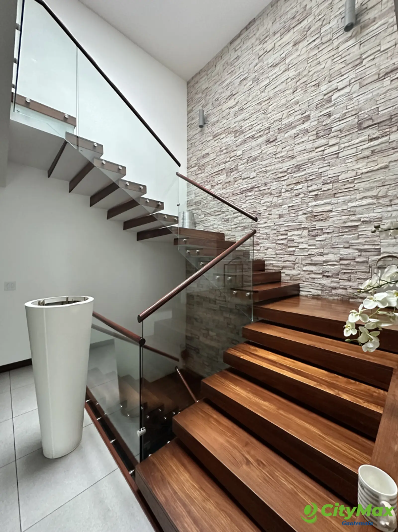 Espectacular y amplia casa venta residencias Concepción - foto 4