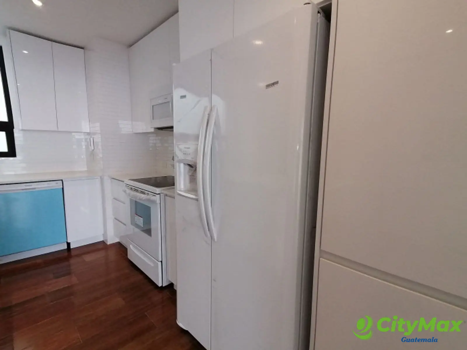 Hermoso Apartamento en renta en zona 10 Guatemala - foto 9