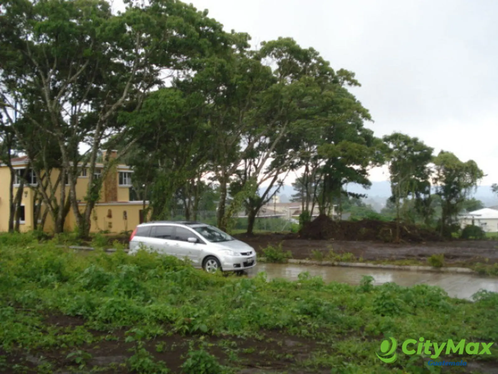 En Venta Terreno con 2412Vrs en Casa & Campo Guatemala - foto 2