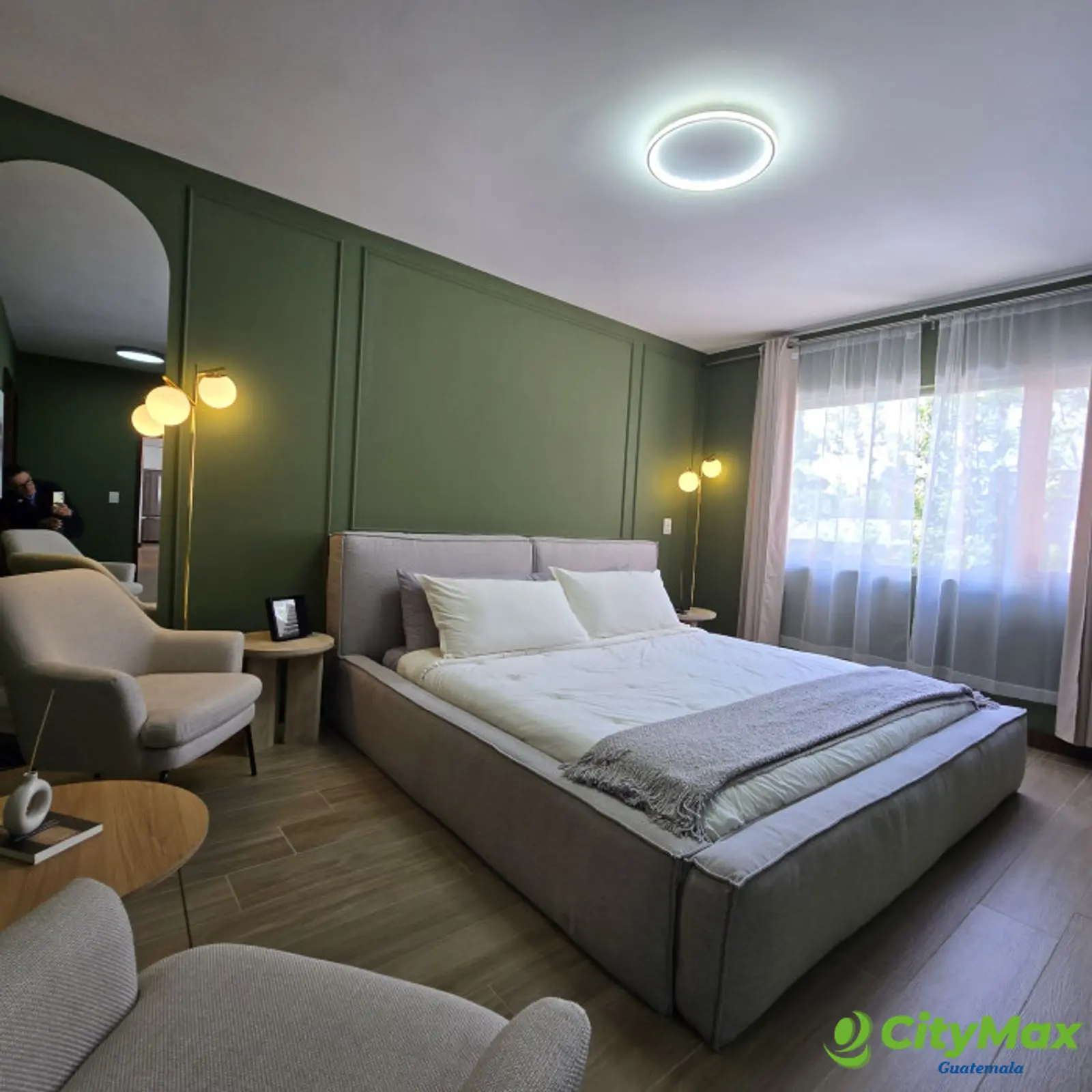 Apartamento con habitación servicio en Venta Zona 14 - foto 20