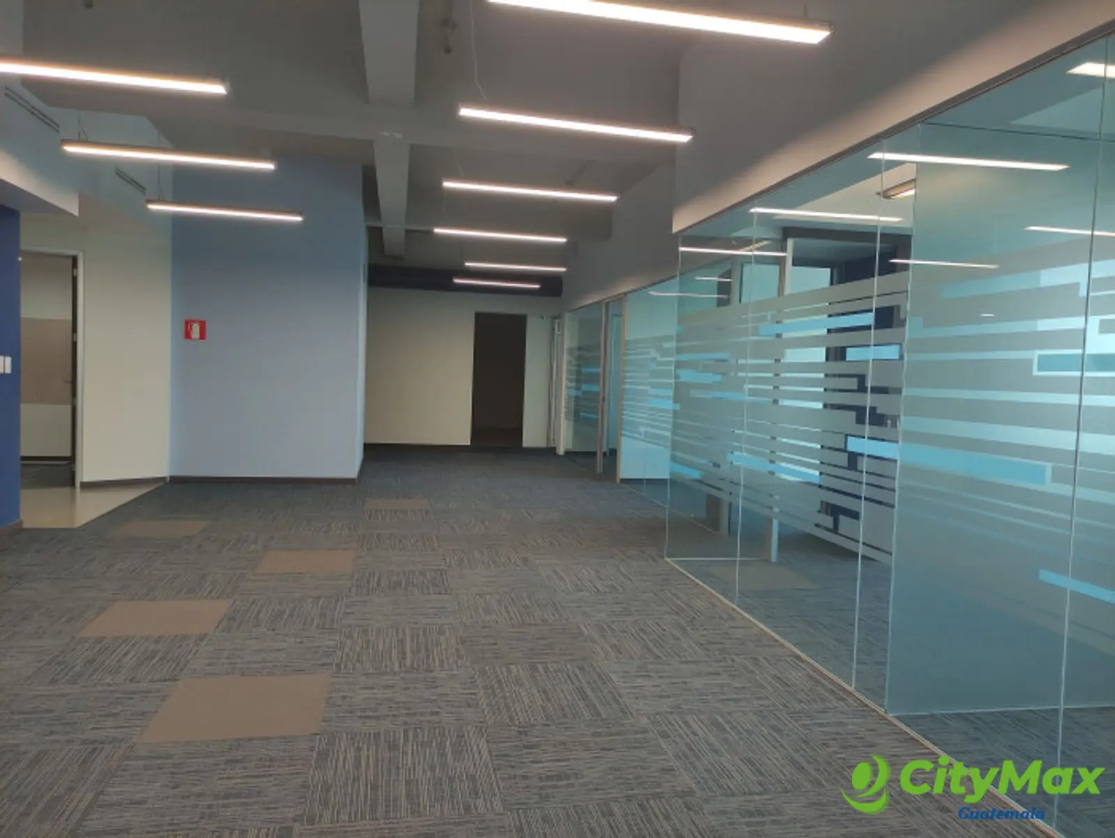 En VENTA OFICINA en Zona Pradera zona 10 Guatemala - foto 17