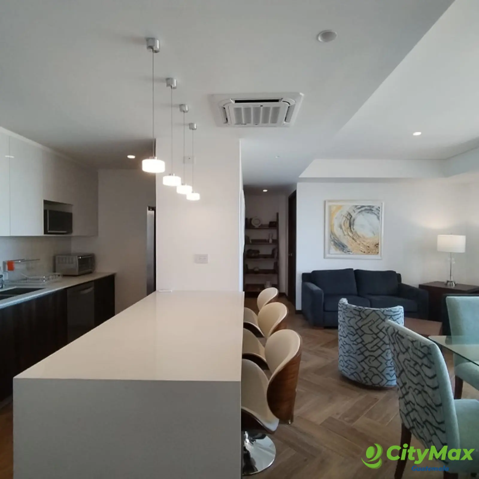 Apartamento Amueblado en Venta o Renta en la Zona 10 - foto 16
