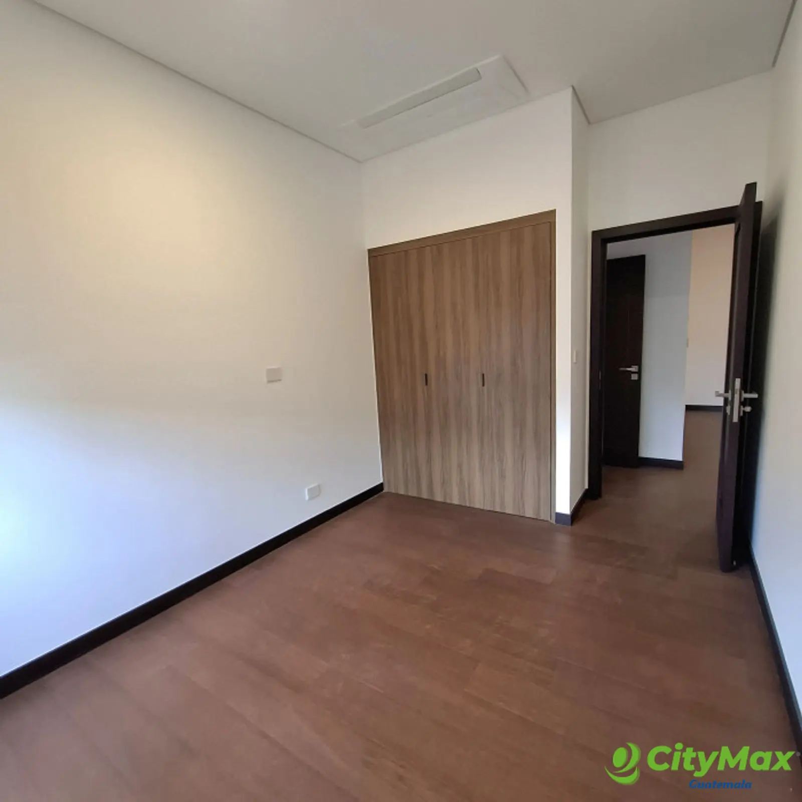 En Venta y Renta Apartamento en Nogales Cayala Zona 16 - foto 12