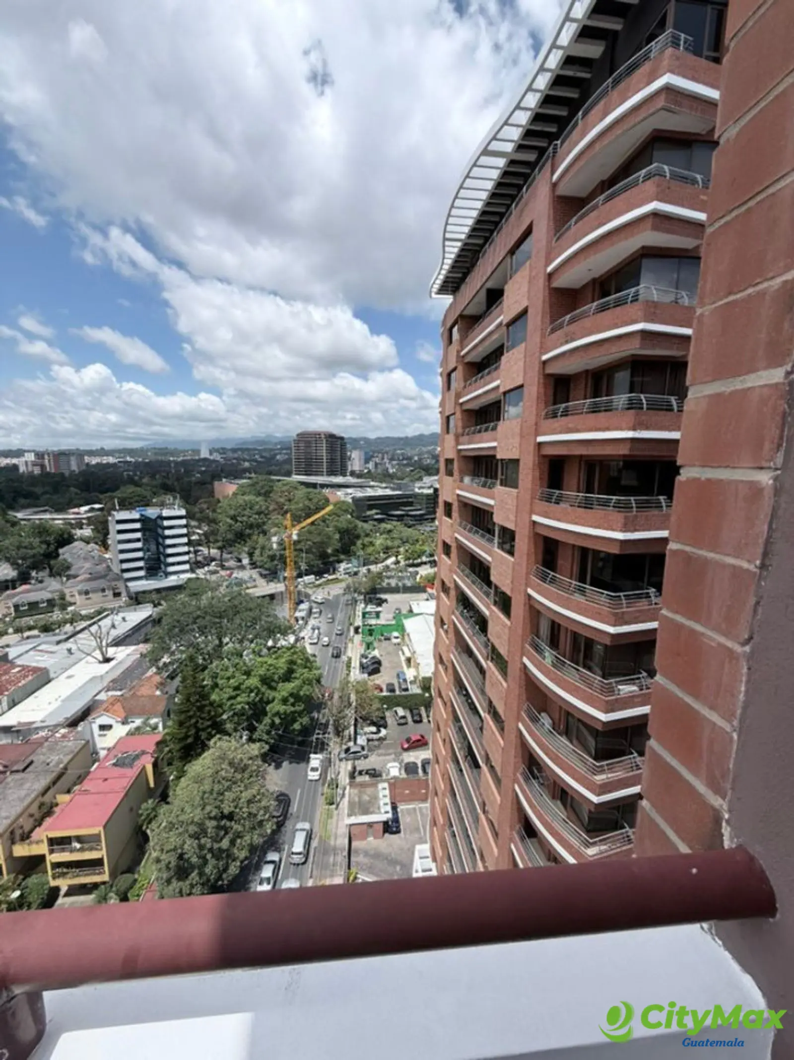 Apartamento en zona 10 Ciudad de Guatemala - foto 4