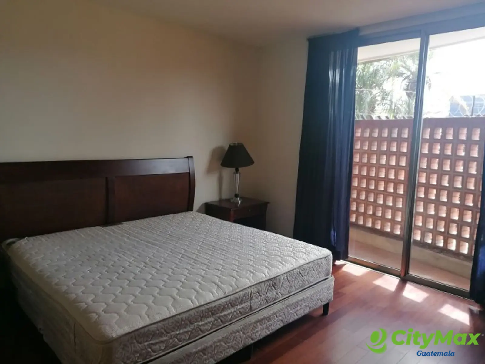 En venta apartamento con muebles rentado en zona 14 - foto 15
