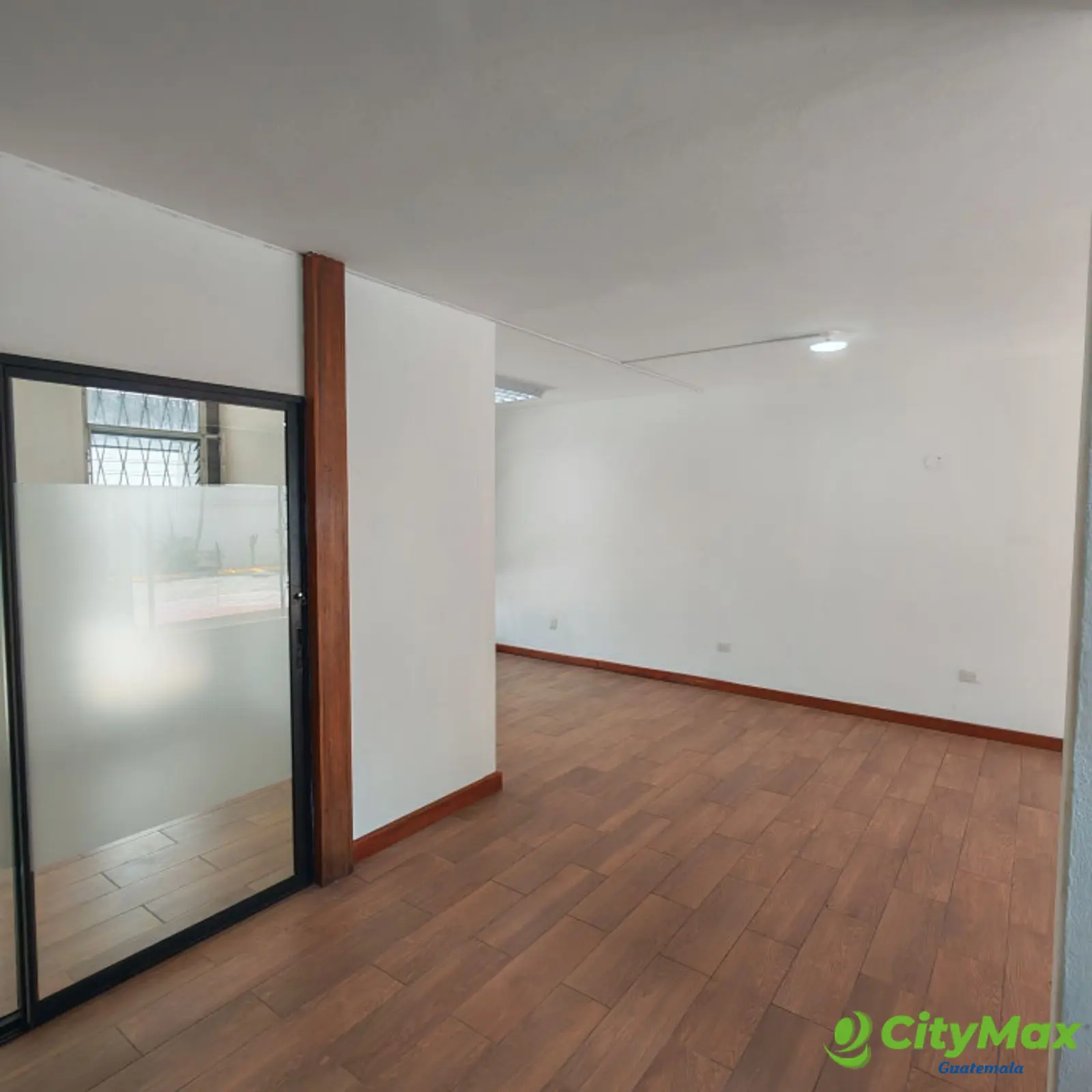 Casa ideal Oficinas en Renta zona 14 - foto 19