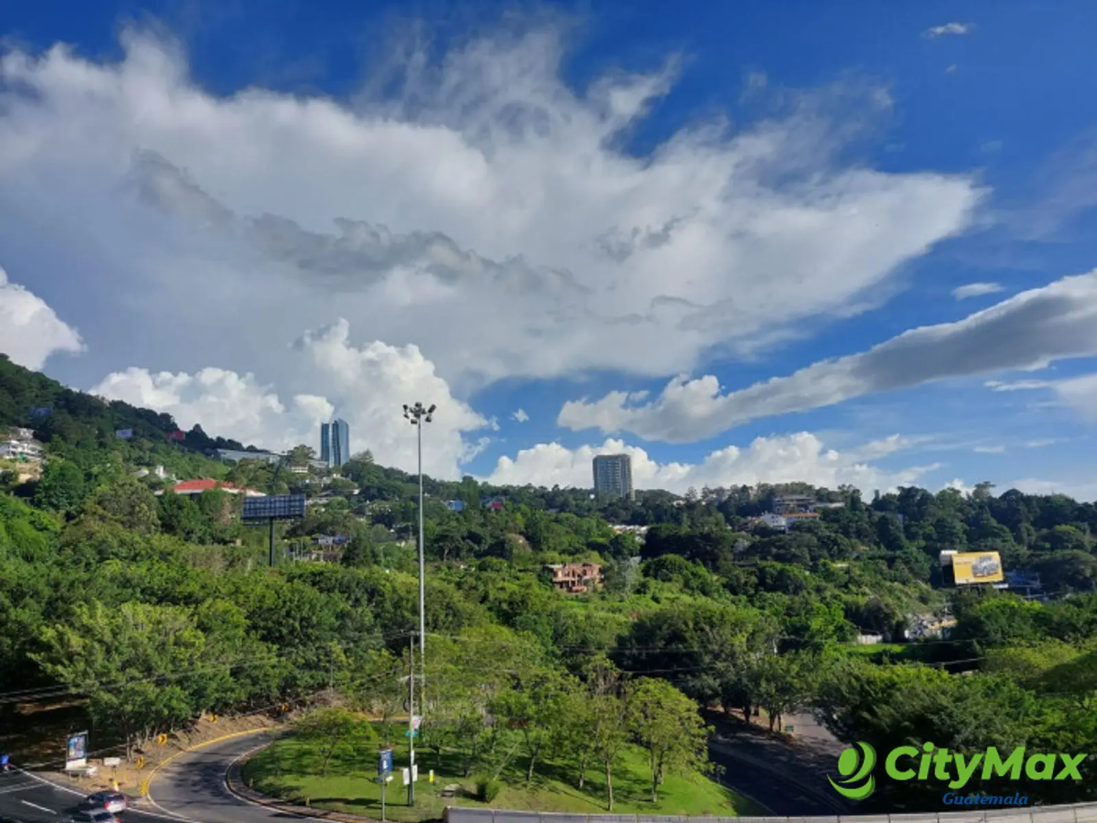 Amplio Apartamento en Renta en Zona 15,  3 habitaciones - foto 4