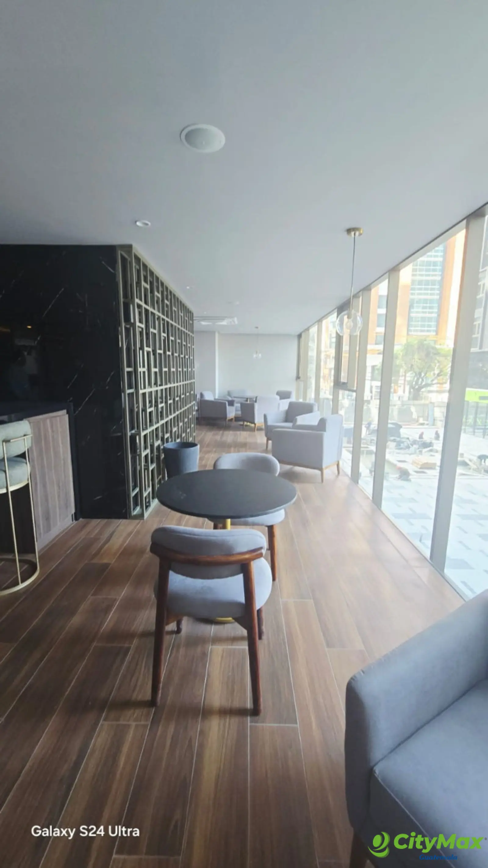 Apartamento en Renta en Zona 10 Ciudad de Guatemala. - foto 6