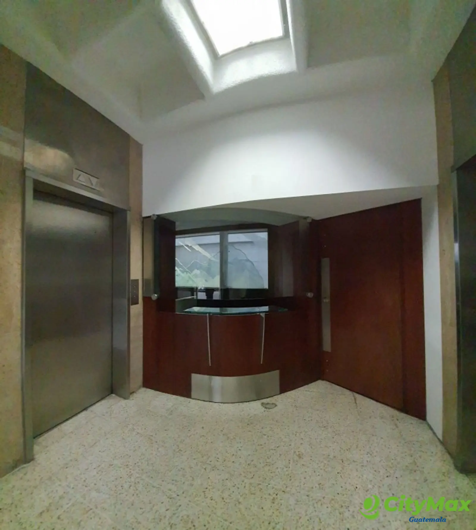 Alquiler oficina en zona 10 Diagonal ¡oficina céntrica! - foto 12