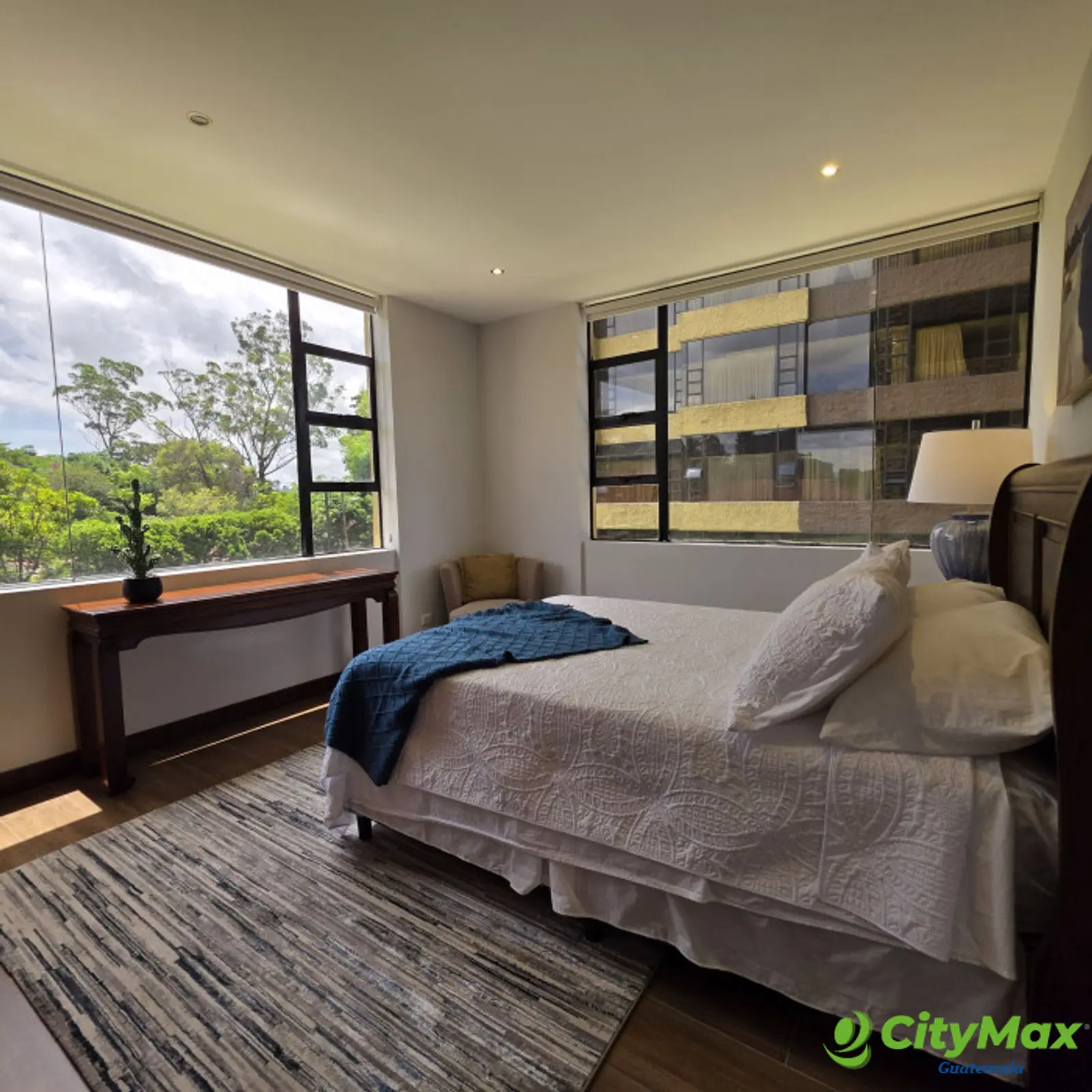 Amplio Apartamento en venta en zona 10 Guatemala - foto 24