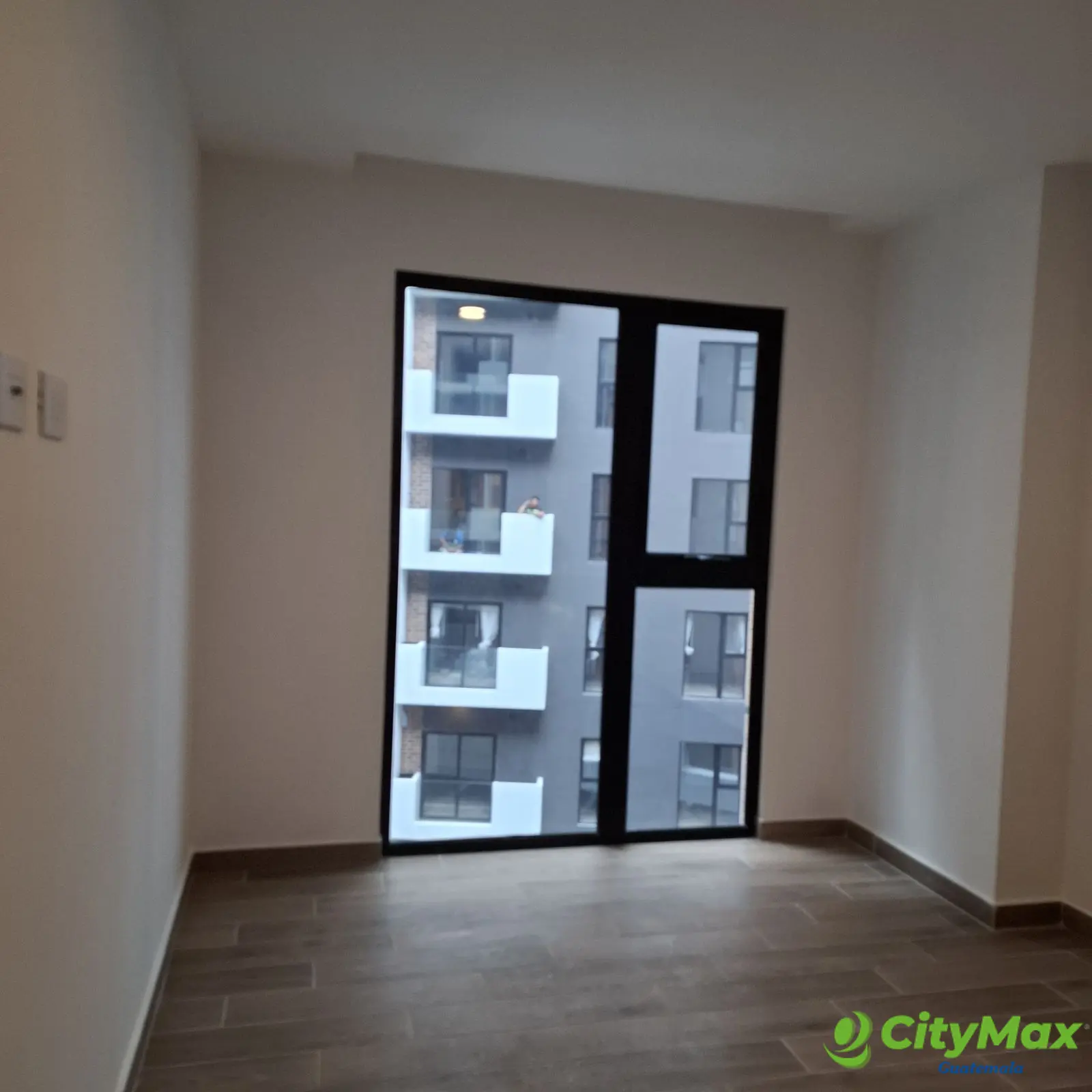 Apartamento en Renta de 1 Habitación en Parque 14 - foto 3