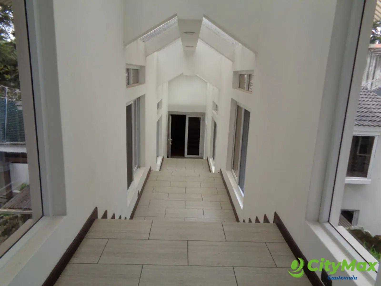 Casa REMODELADA en Venta La Encantada Km 12 CES - foto 17
