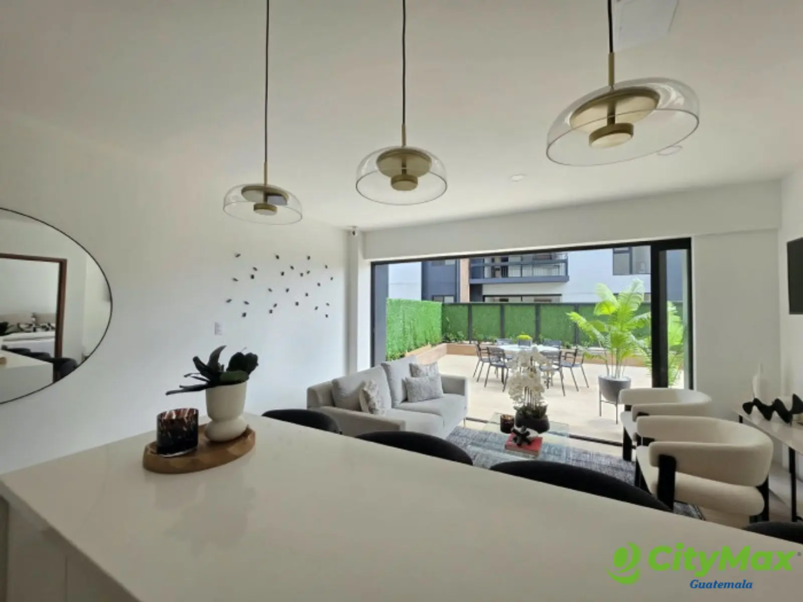 Apartamento con Terraza-Jardin en Venta en Zona 16 - foto 3