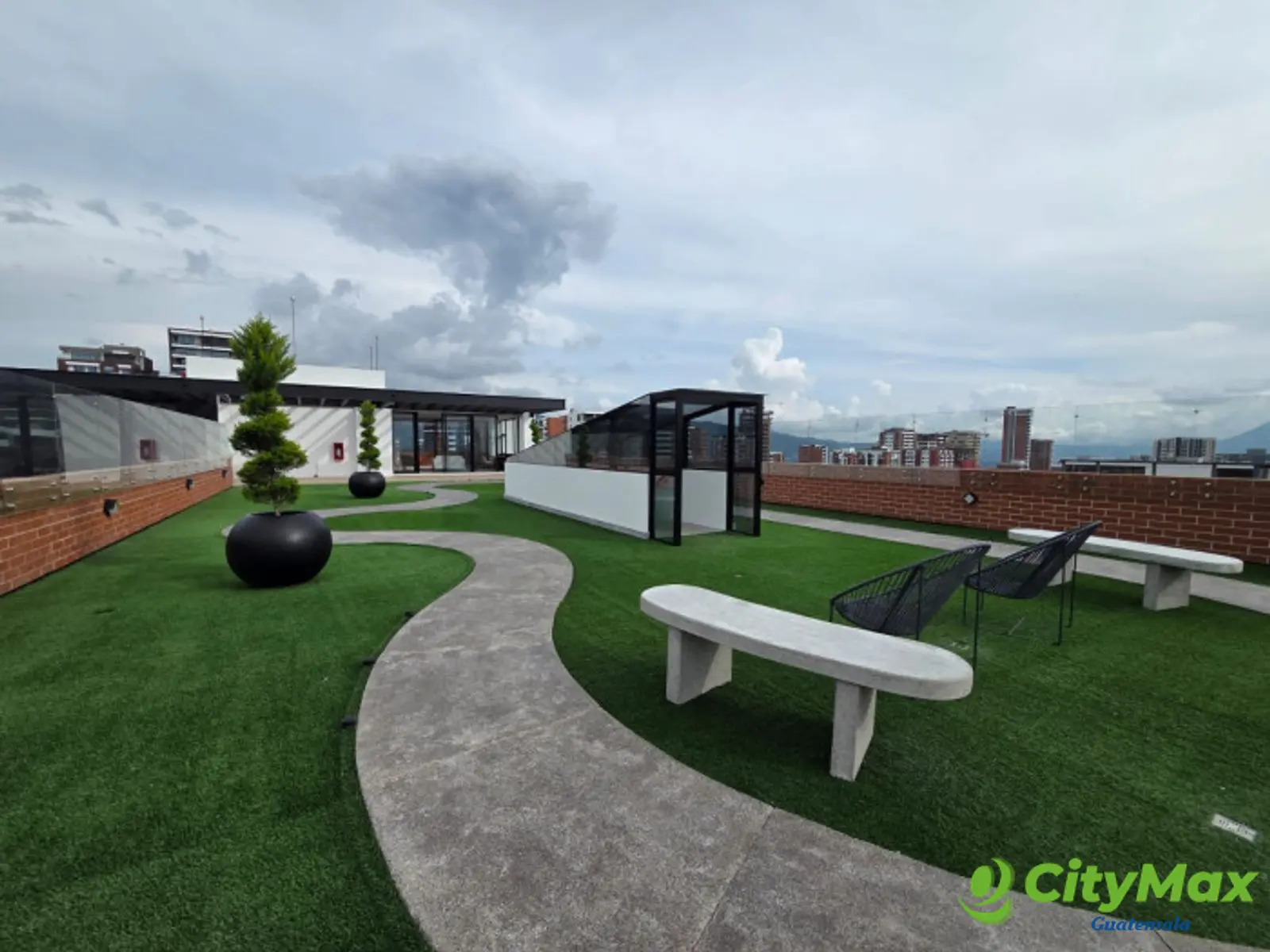 En Renta Apartamento estudio en Inara zona 13 - foto 23