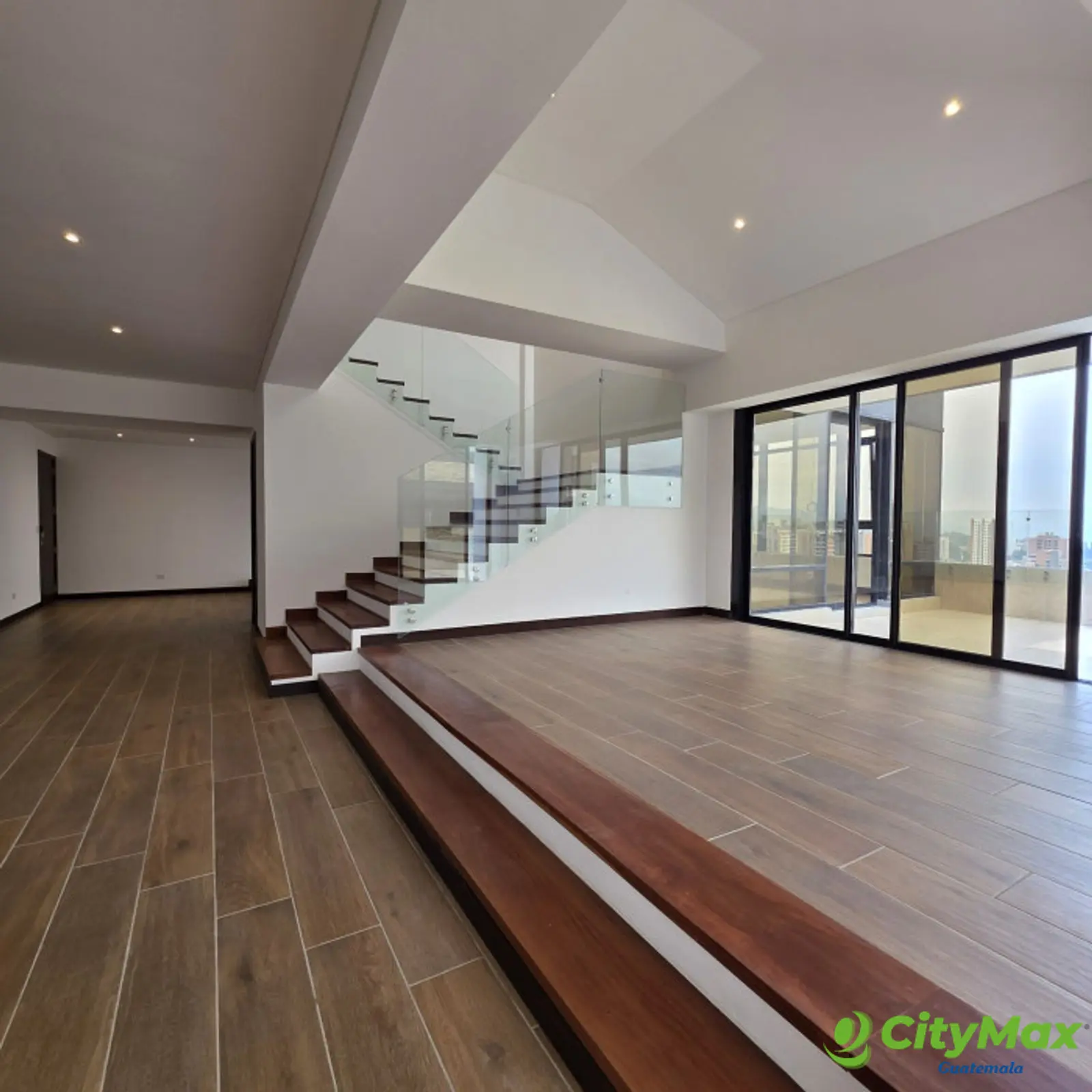 PentHouse en Venta en Oakland Zona 10 Guatemala - foto 8