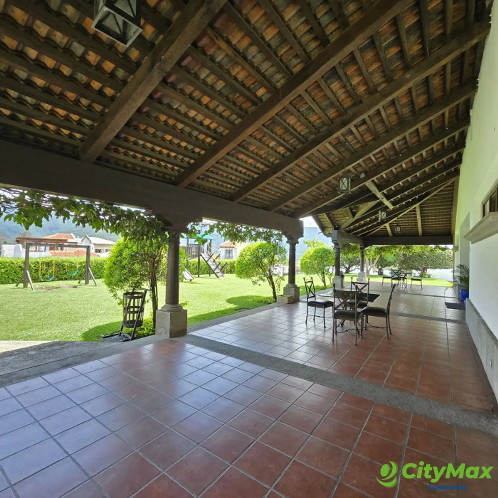 En venta terreno residencial en Hacienda del Comendador - foto 2