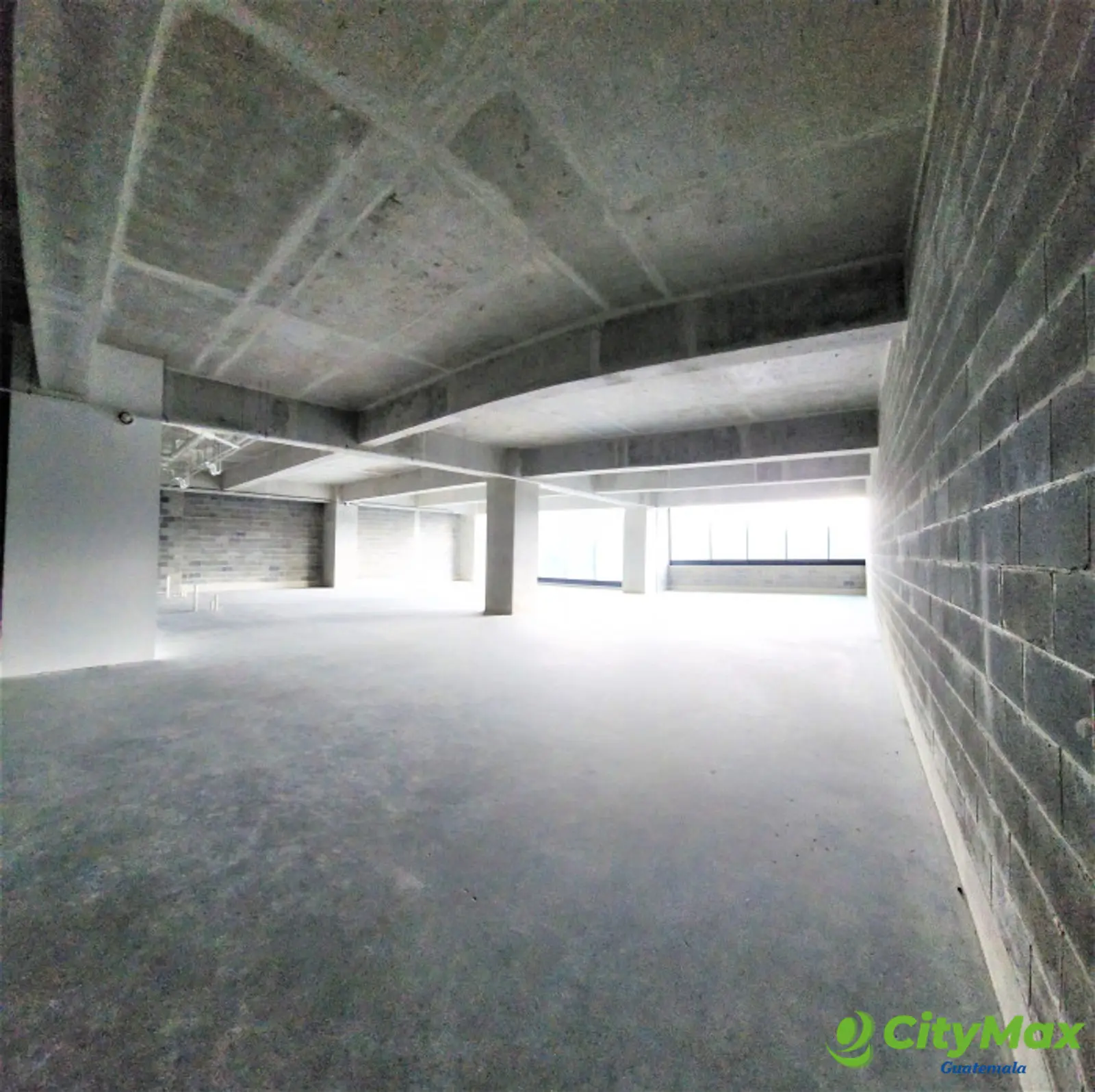 Oficina en Renta en de 305 mts2 Zona 15 Edificio Spazio - foto 3