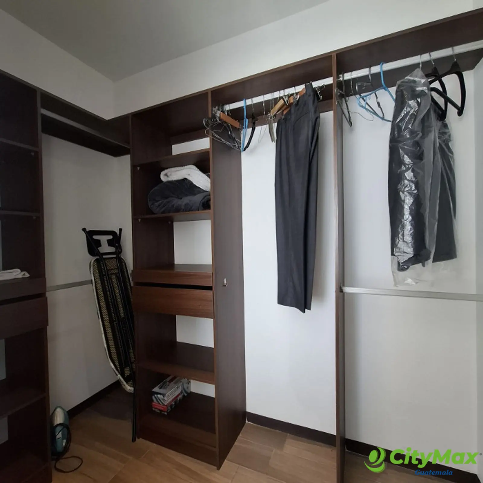 Apartamento Equipado en Venta Torre Pamplona Zona 13 - foto 28