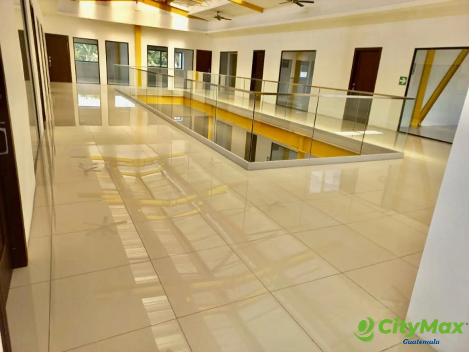 Oficina en alquiler centro empresarial en Escuintla - foto 2