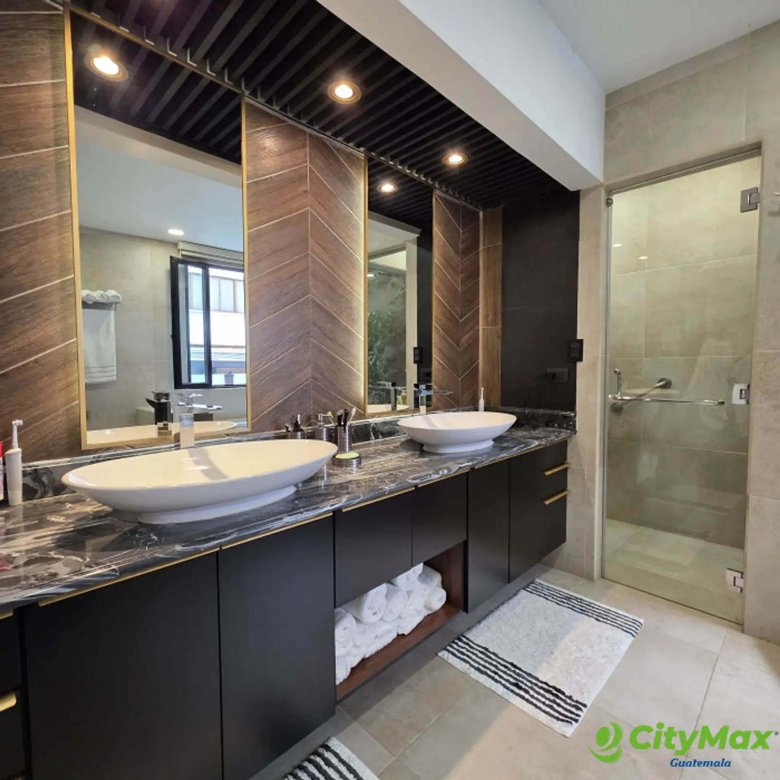 Exclusiva Casa en Venta en Zona 15 Guatemala - foto 20