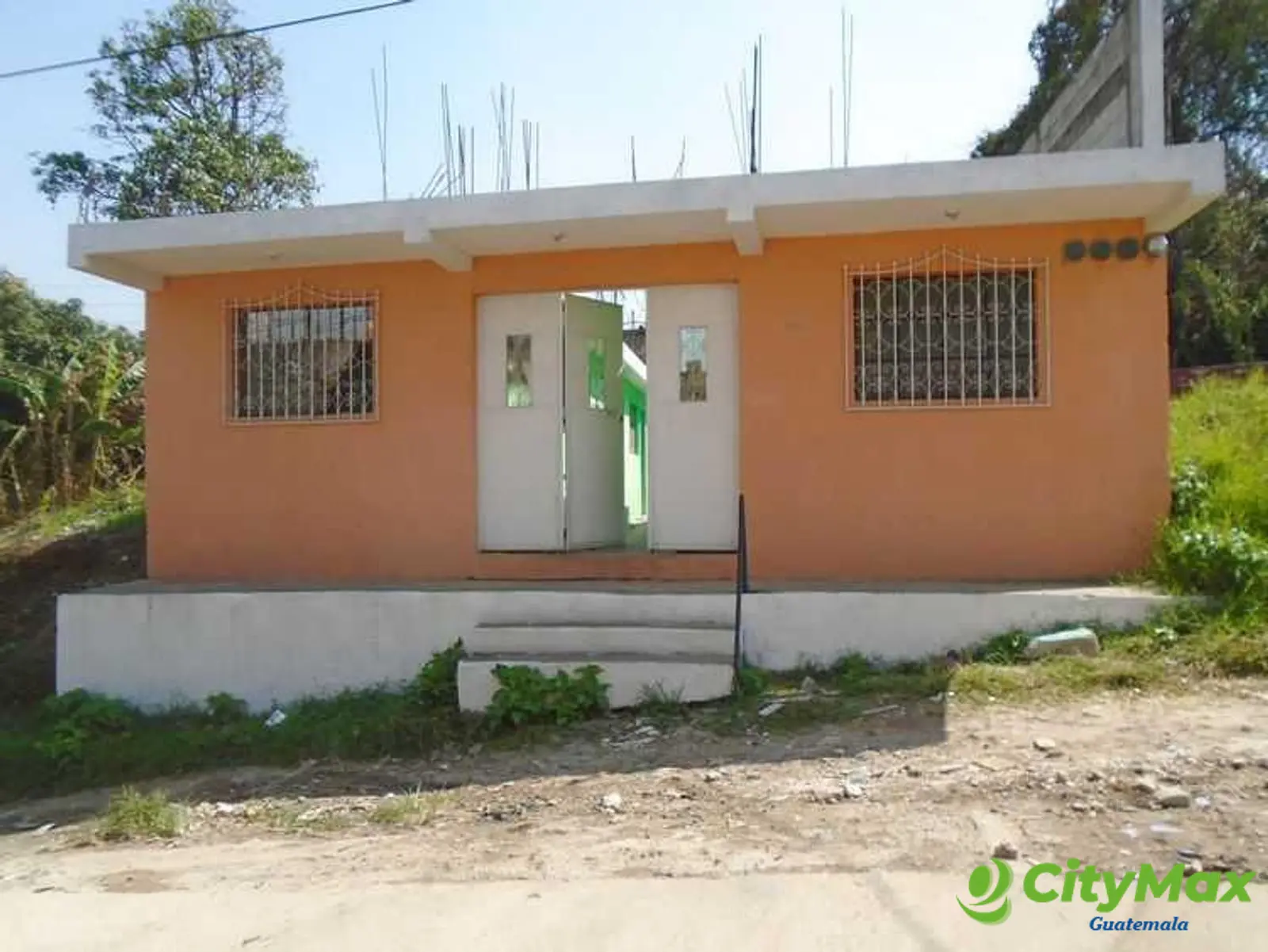CASA COMERCIAL CON TERRENO EN VENTA EN SANTA MONICA VILLA NUEVA - foto 4