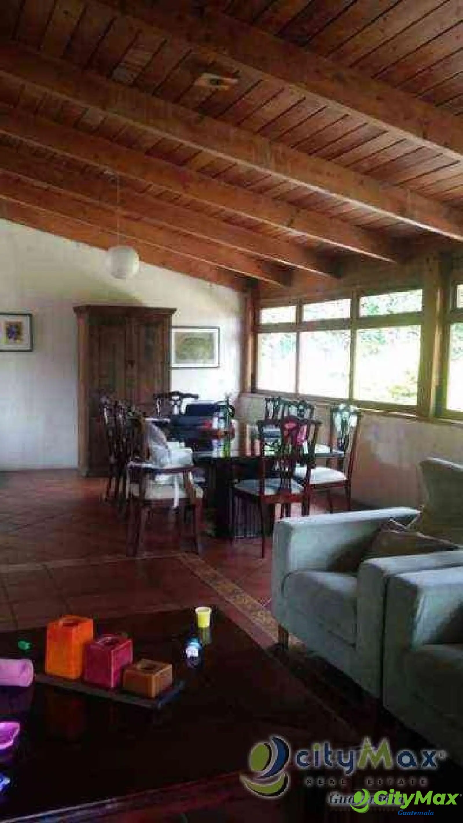Vendo Hermosa casa en San Cristóbal Mixco, Guatemala - foto 2