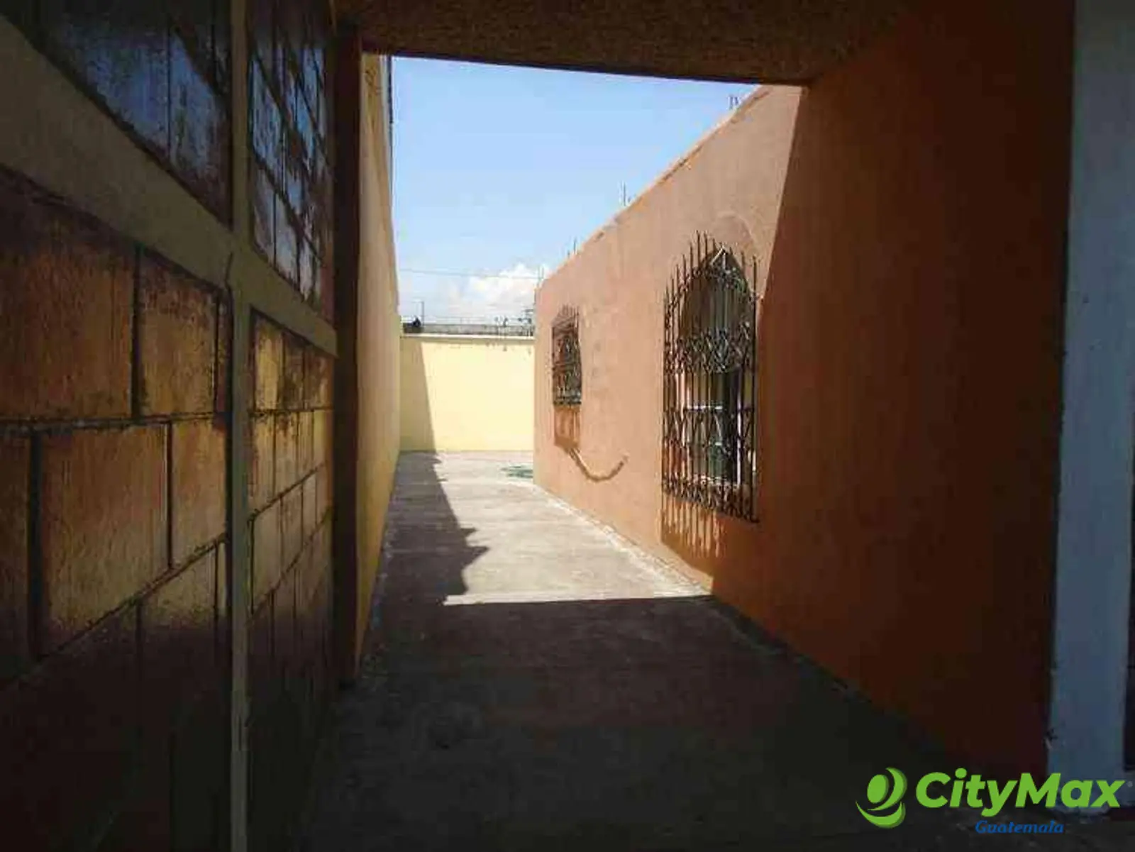Se vende Casa en Catalina Villa Nueva - foto 2