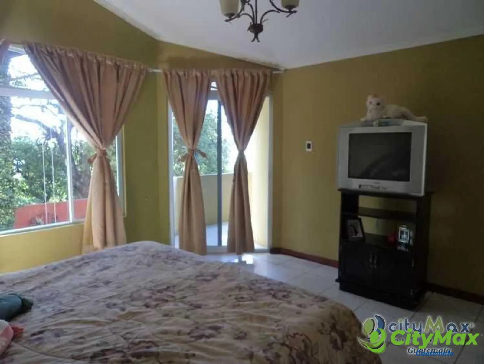 Casa en Venta Las Hojarascas Final Calzada Roosevelt - foto 16