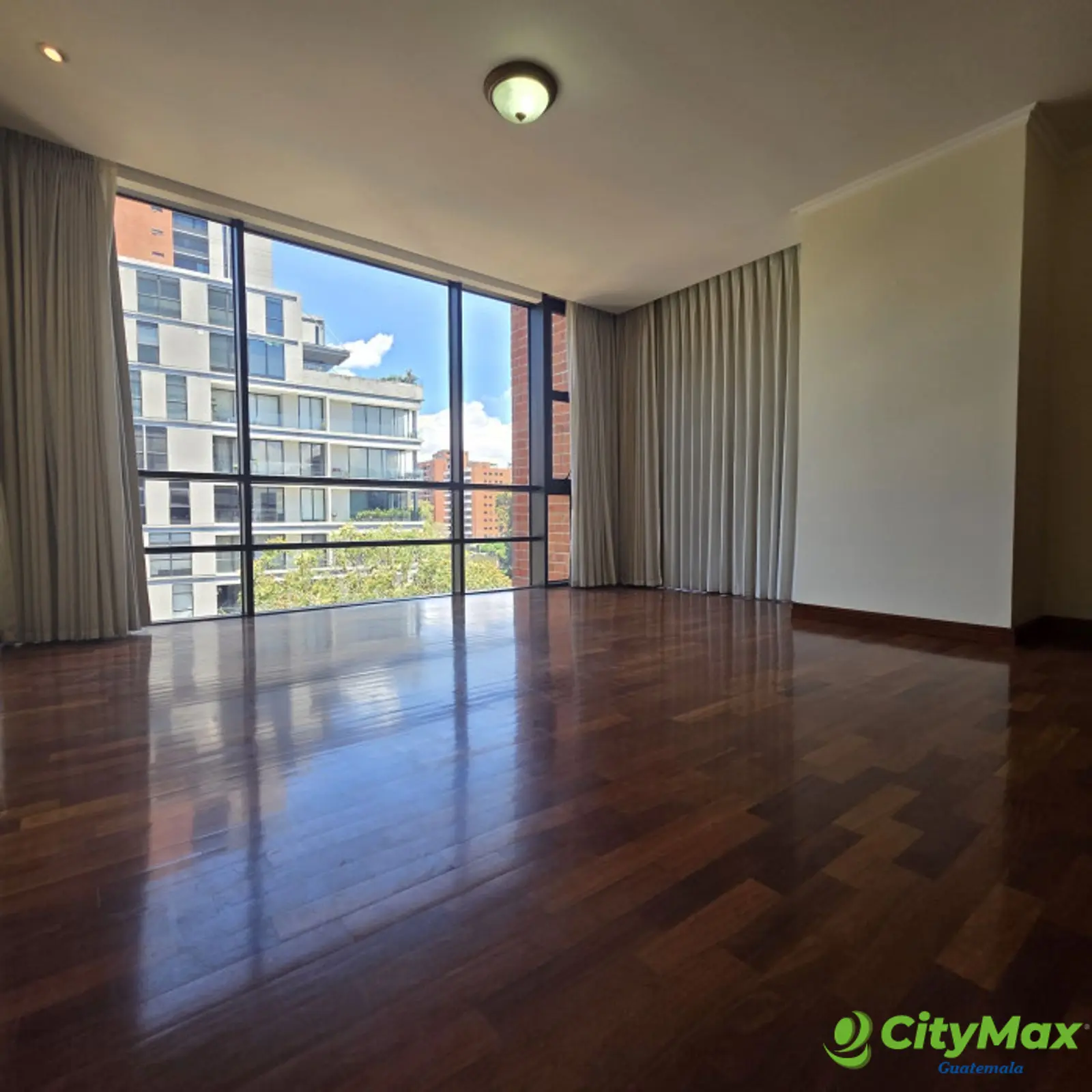 Apartamento en renta en Zona 14 Ciudad de Guatemala - foto 9