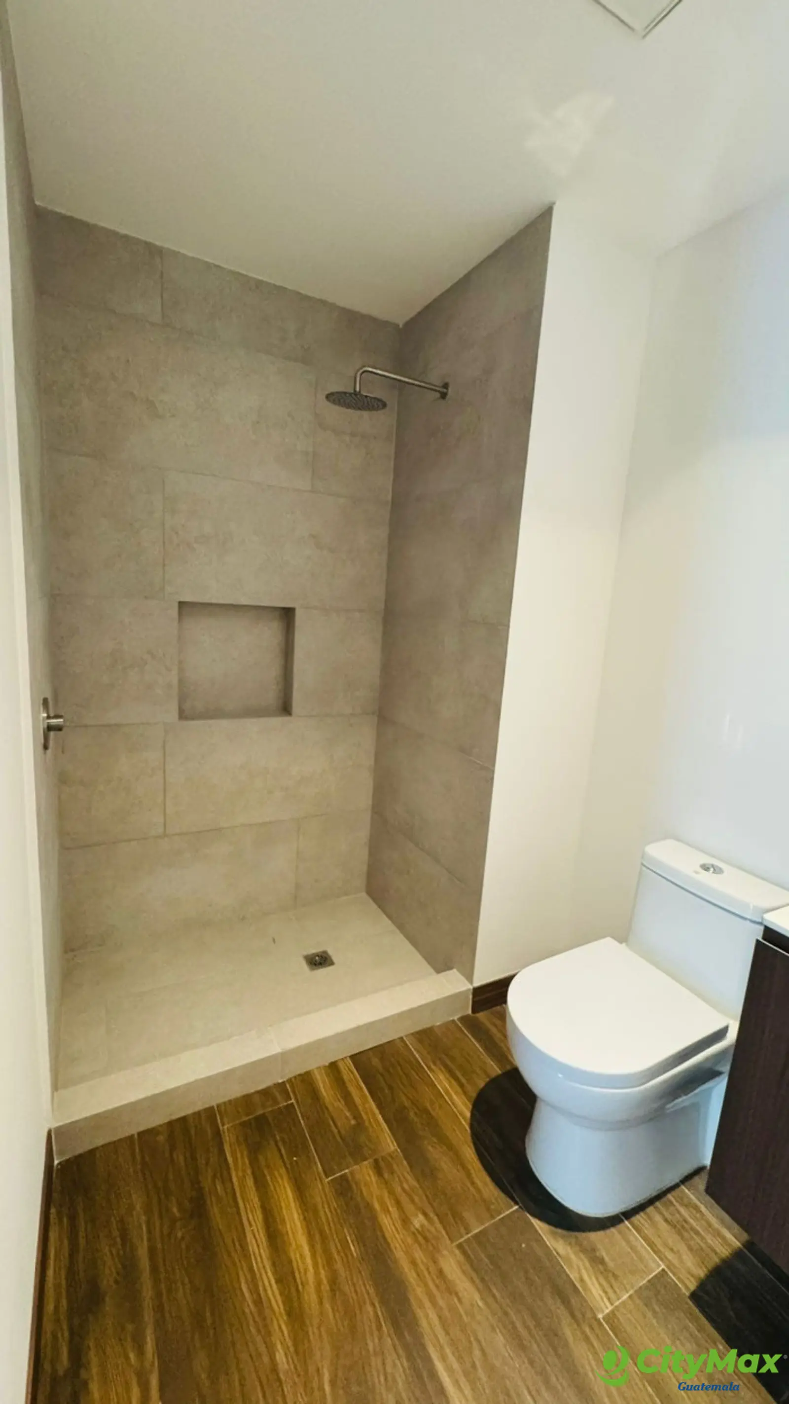 Apartamento Amueblado en Renta en VH II Zona 15 - foto 7