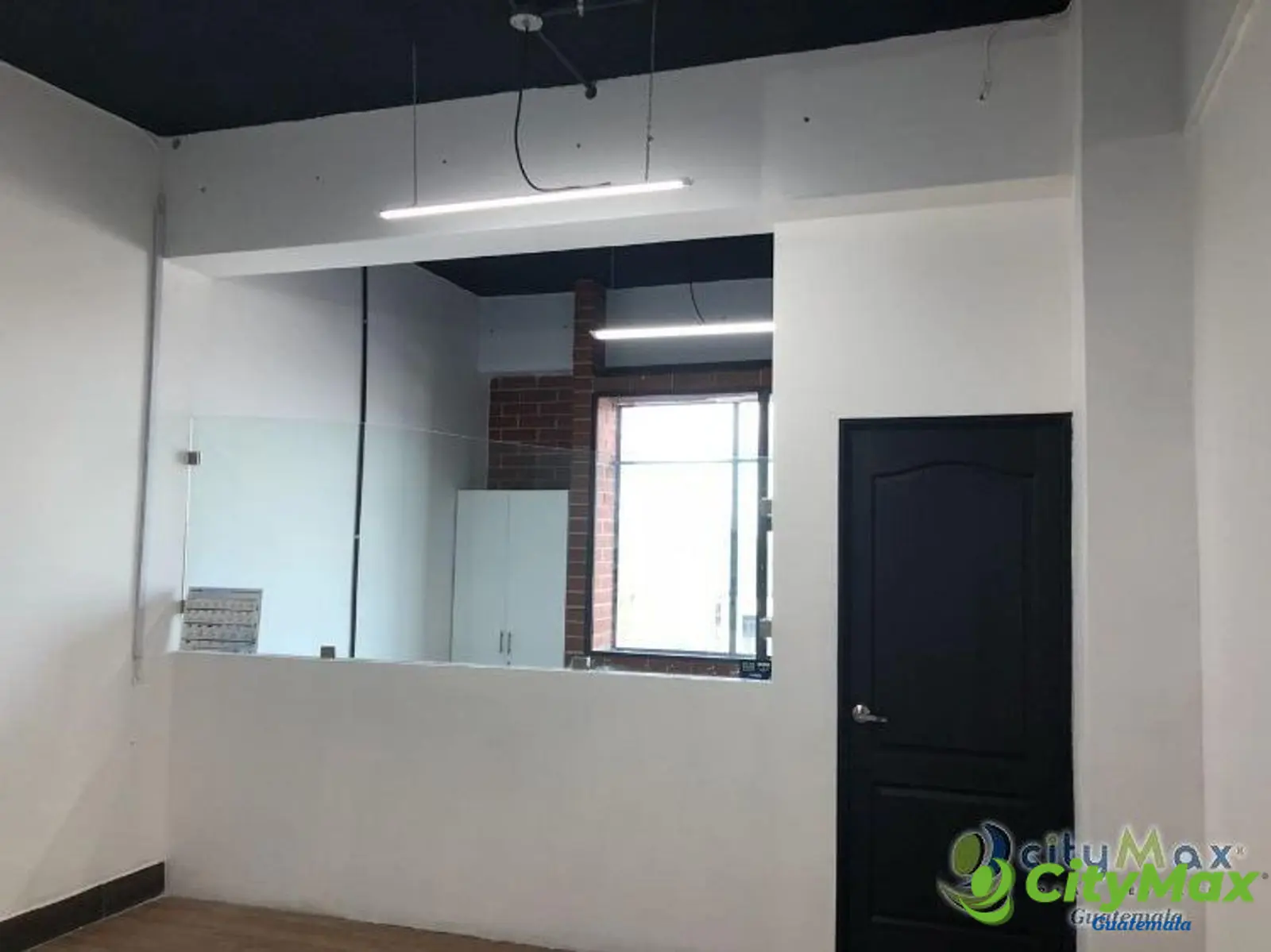 Venta de Oficina por Miraflores zona 11 Nivel Alto - foto 4