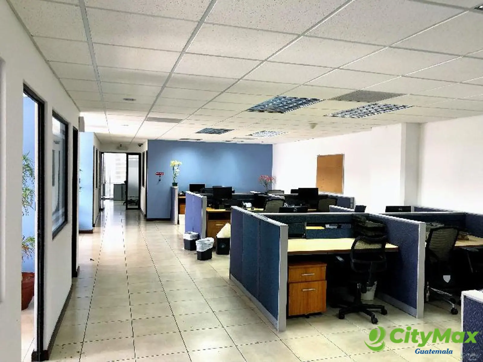 Oficina venta para inversión zona 10 Guatemala - foto 4