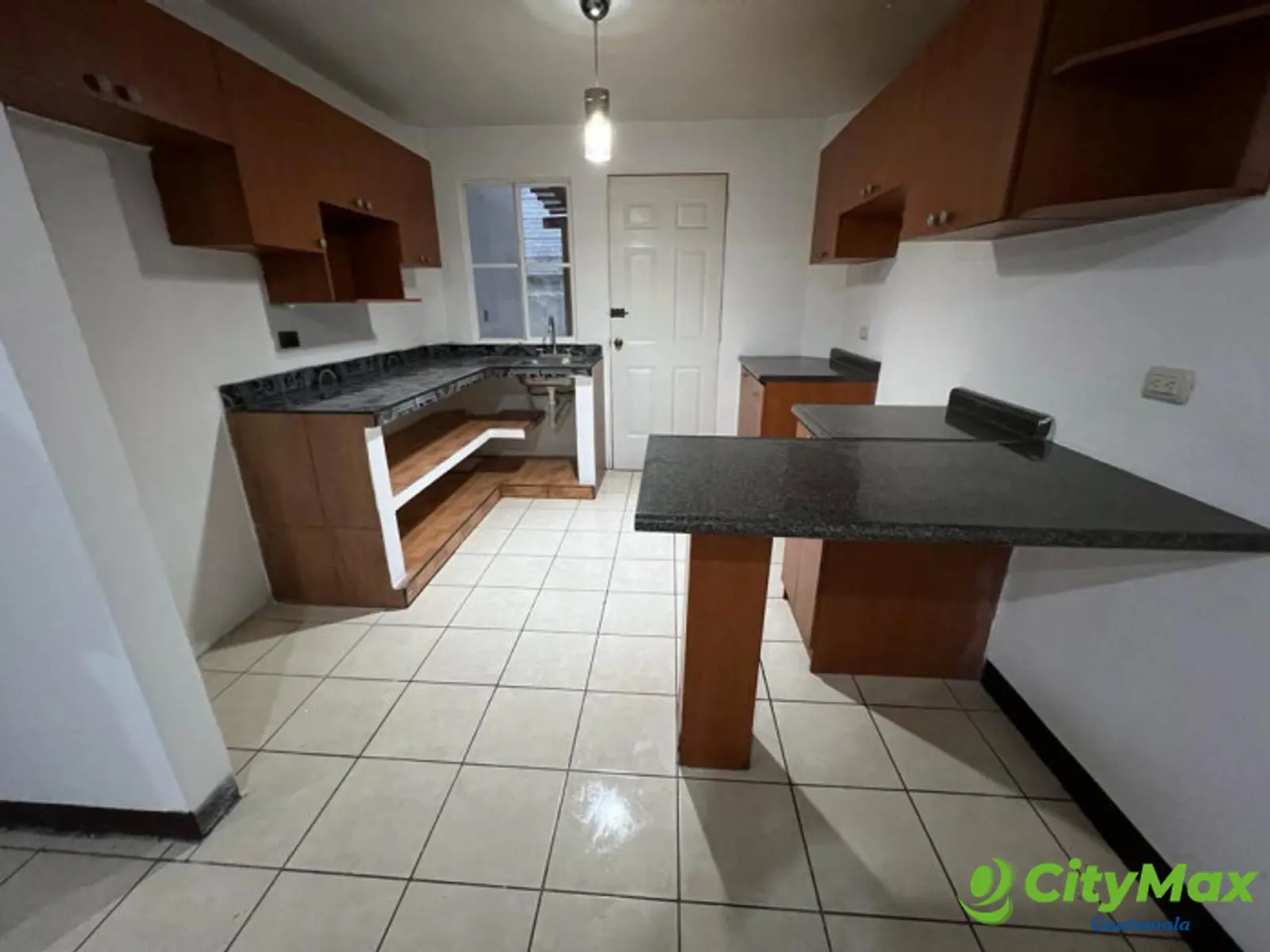 Casa En Venta En Alameda de Santa Clara Villa Nueva - foto 6