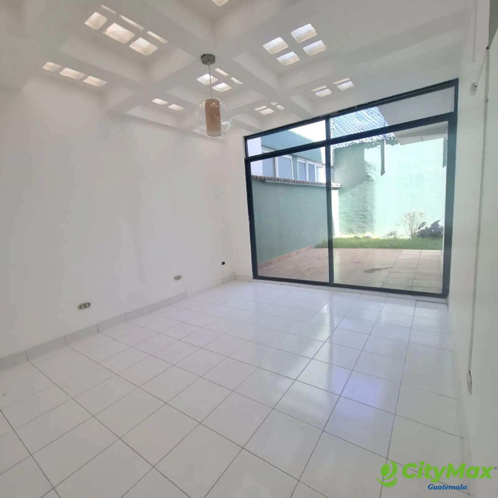 Casa en Venta  y renta carretera San José Pinula - foto 6
