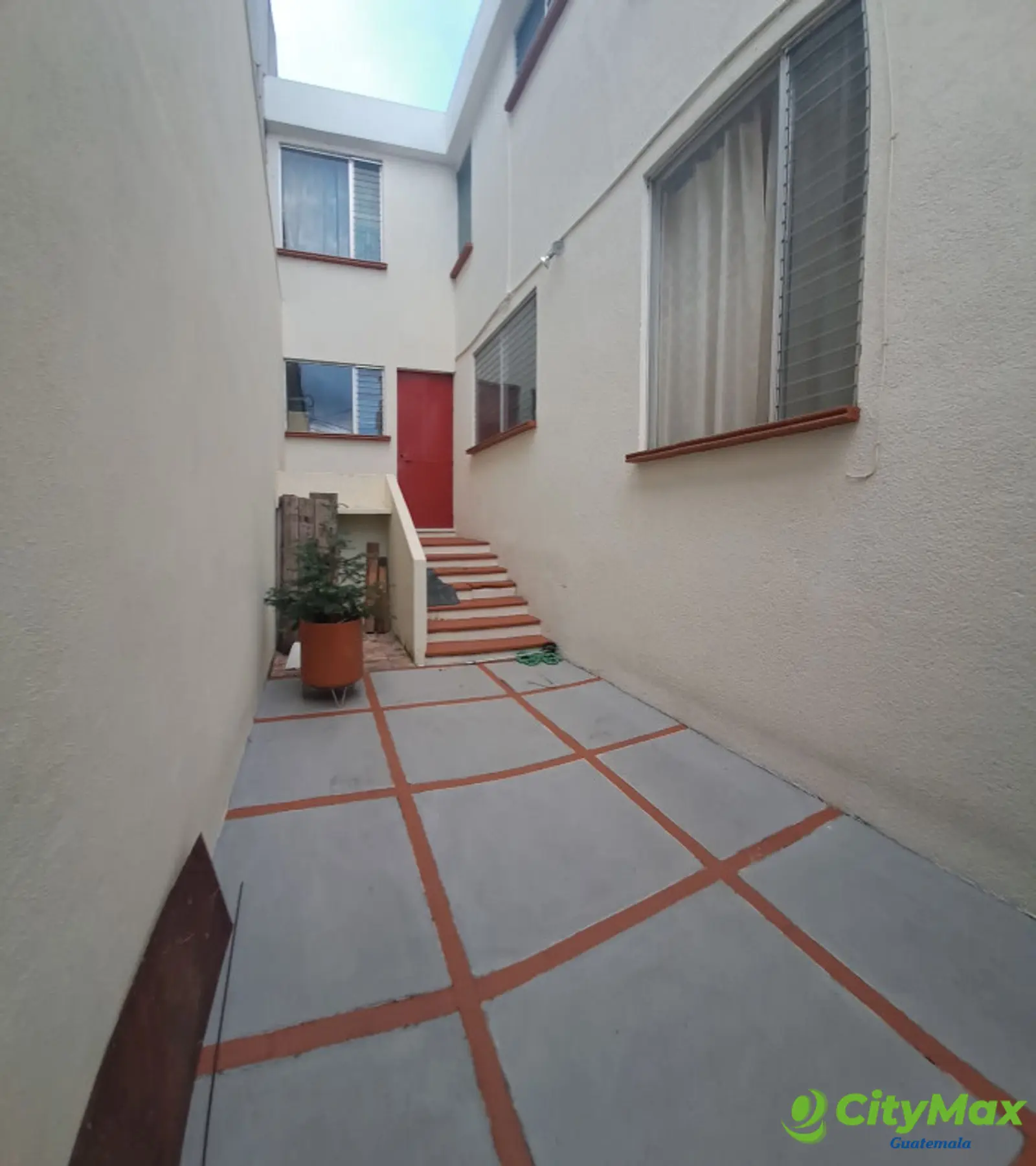 Preciosa Casa en venta en Vista al Valle San Cristóbal. - foto 4