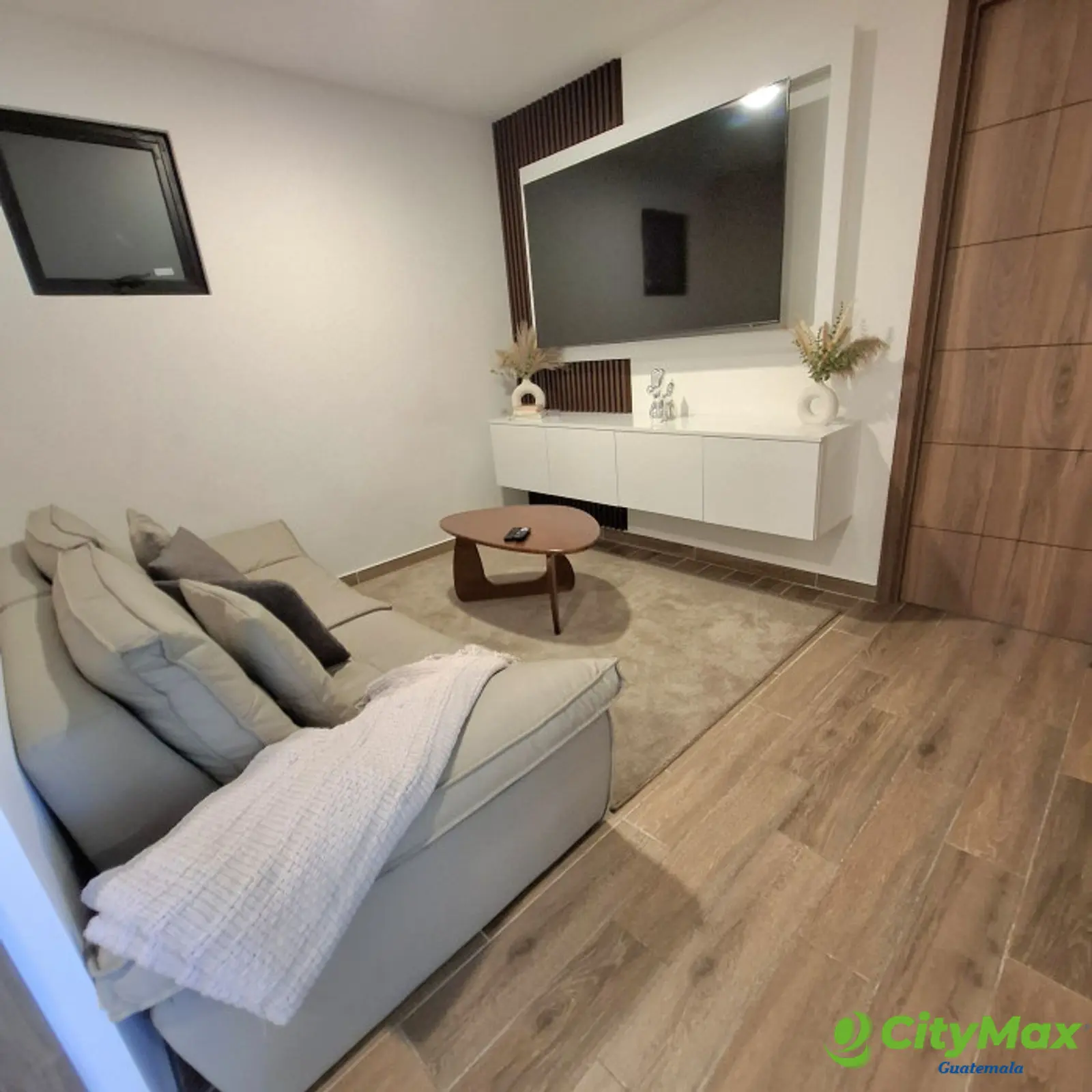 Apartamento Amueblado de 3 Habitaciones en Parque 14 - foto 9